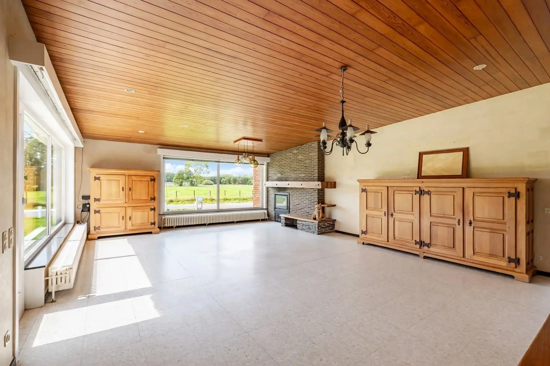 Uitstekend gelegen bungalow op uitzonderlijk perceel foto 6