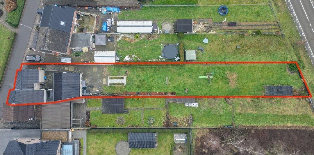 INSTAPKLARE GEZINSWONING OP EEN RUIM PERCEEL VAN 9A 72CA TE LANAKEN !  foto 26