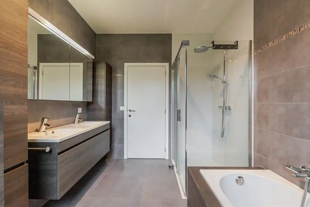 Instapklaar gelijkvloers appartement nabij park Schoten foto 14