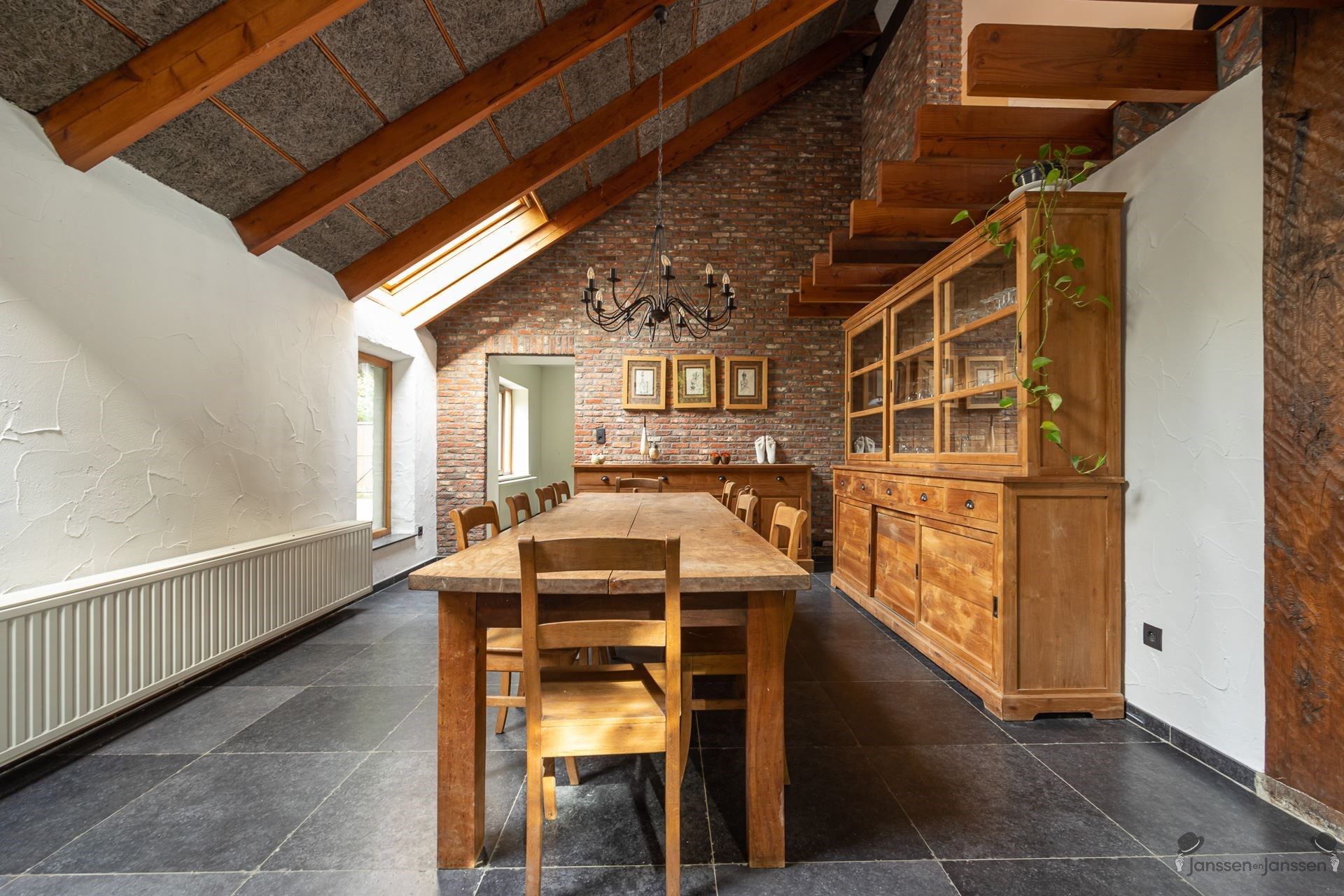 Uniek landhuis,4 slaapkamers, bijgebouwen op een perceel van 2200m² in het groen te Begijnendijk foto 14