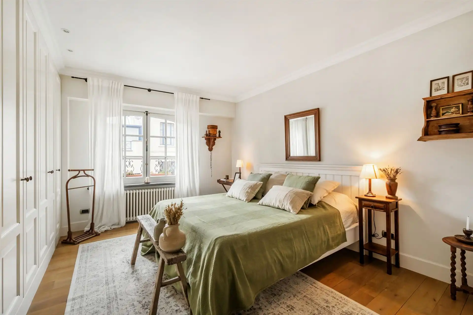 Statige herenwoning met stadstuin en praktijkmogelijkheden foto 17