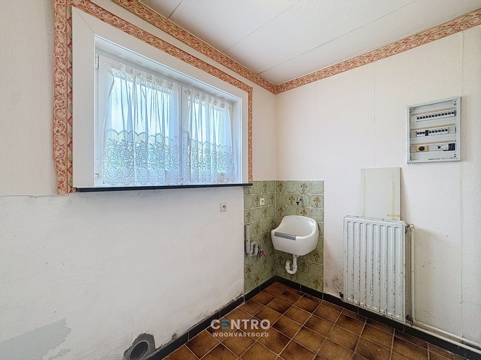 Woning met 3 slpks, GARAGE, tuin en UITWEG achteraan! foto 9