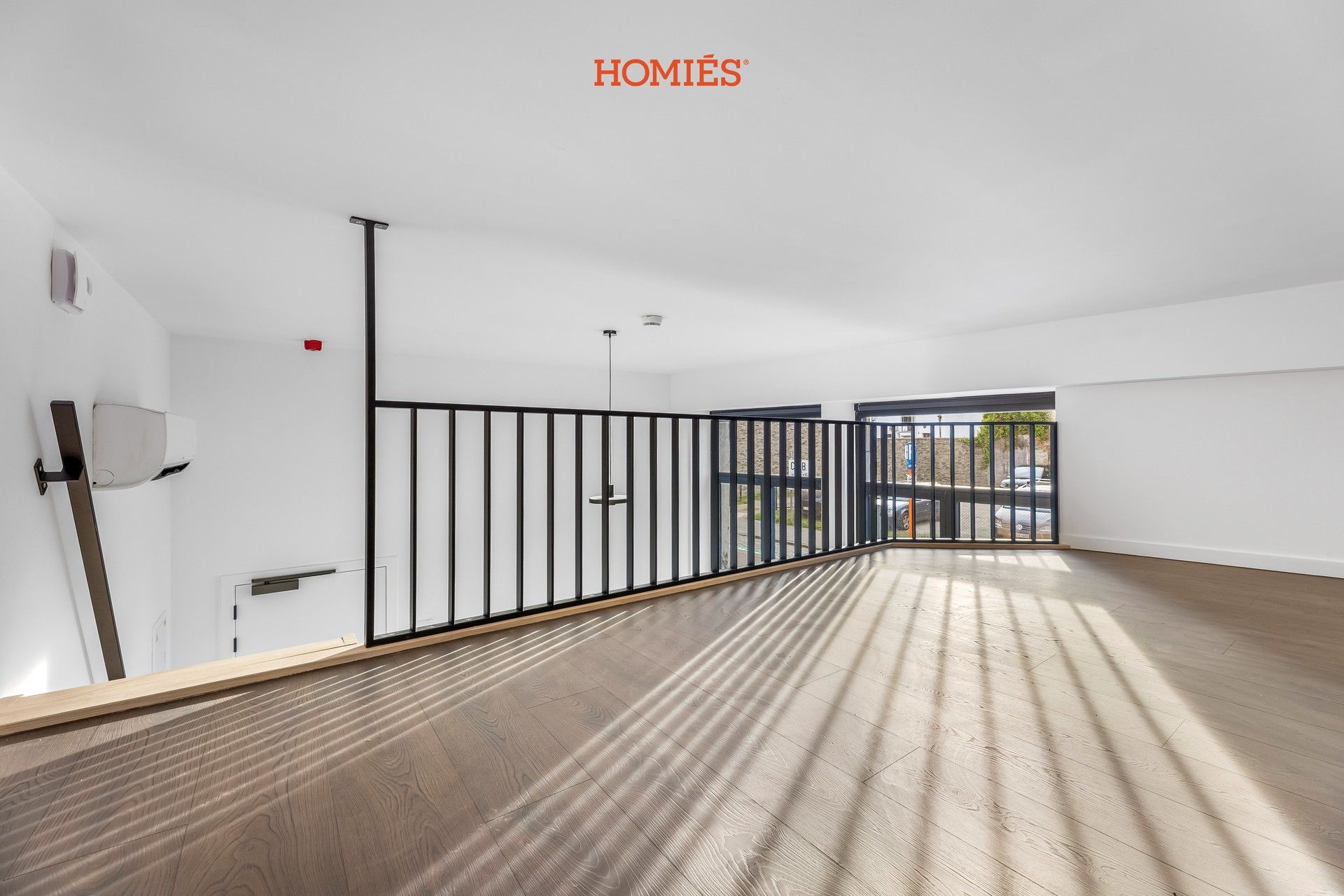 High-end studio (Label A) met mezzanine foto 5