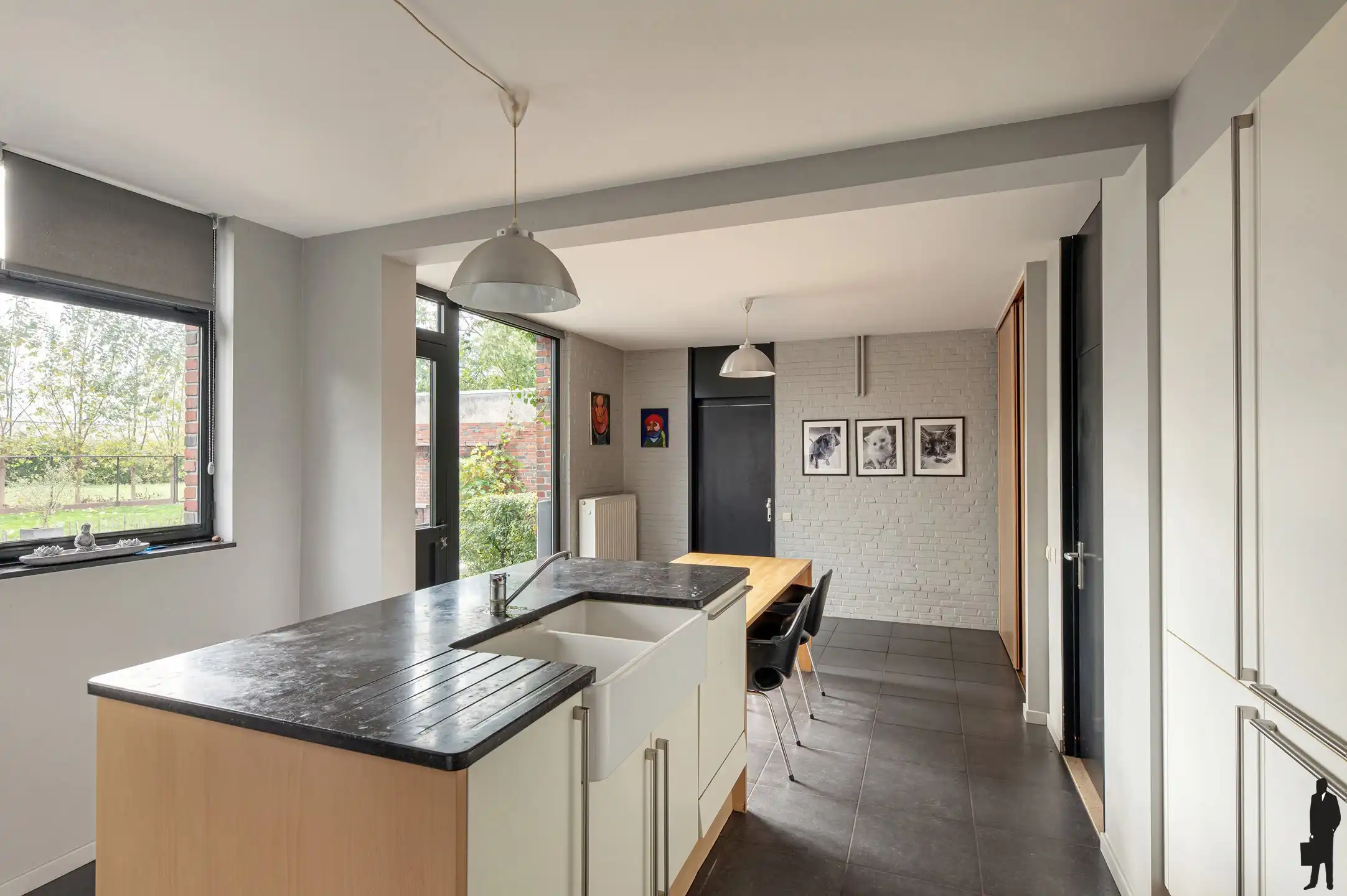 Voormalige dokterswoning in het centrum van Stabroek! foto 8