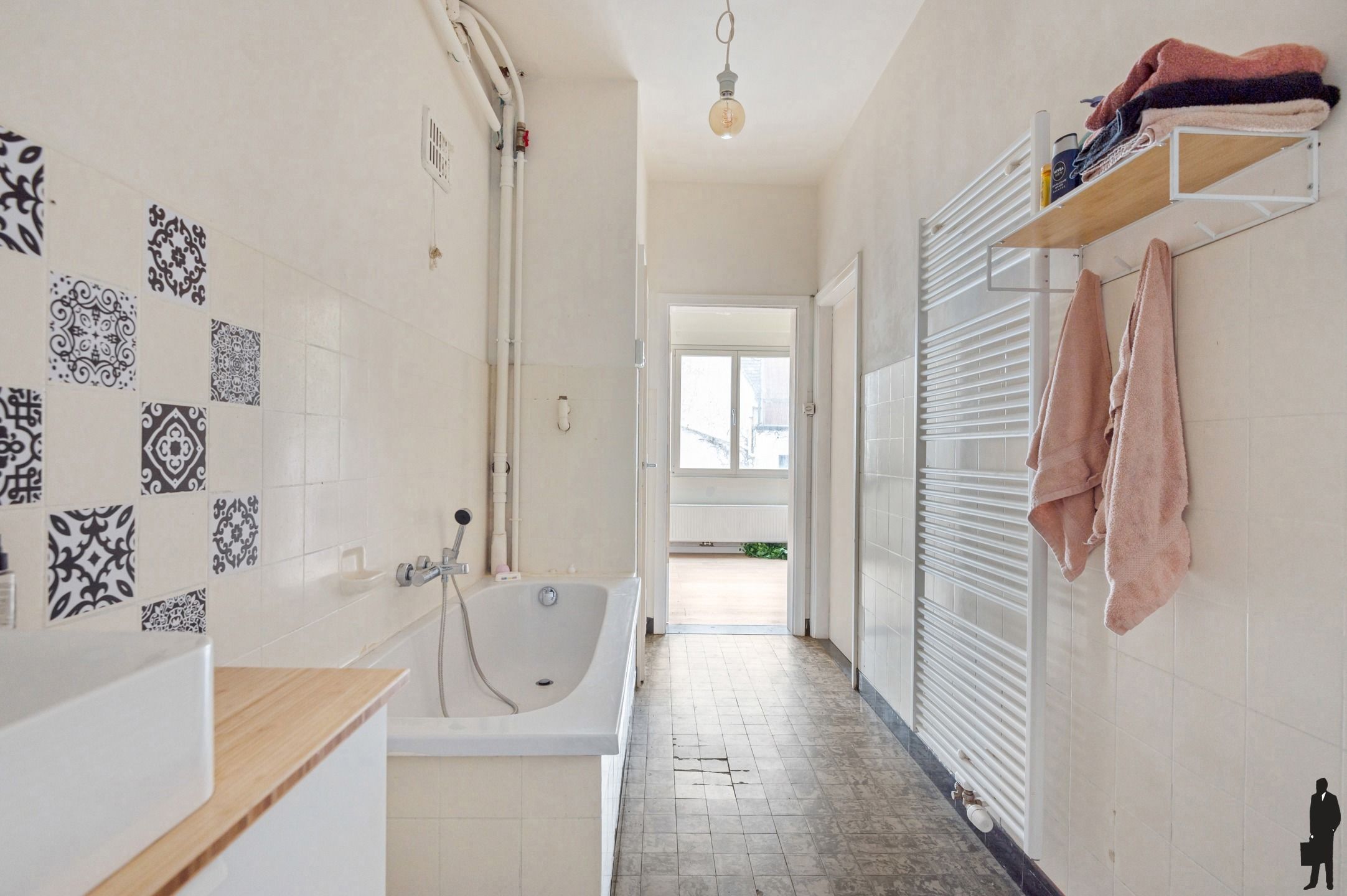 Uniek appartement met frontaal zicht op de kathedraal foto 16