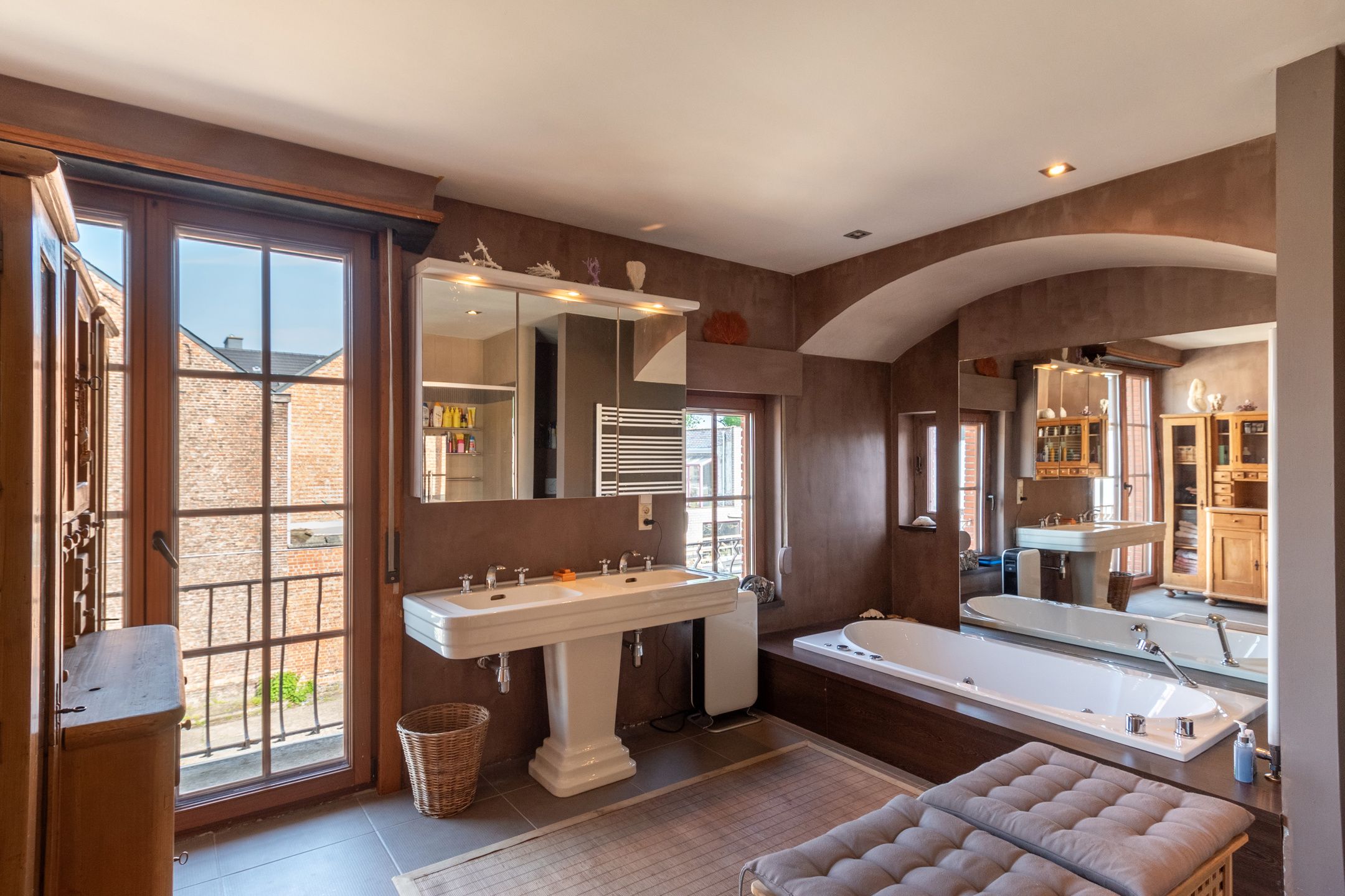 Meesterwoning met bouwgrond en extra mogelijkheden foto 32