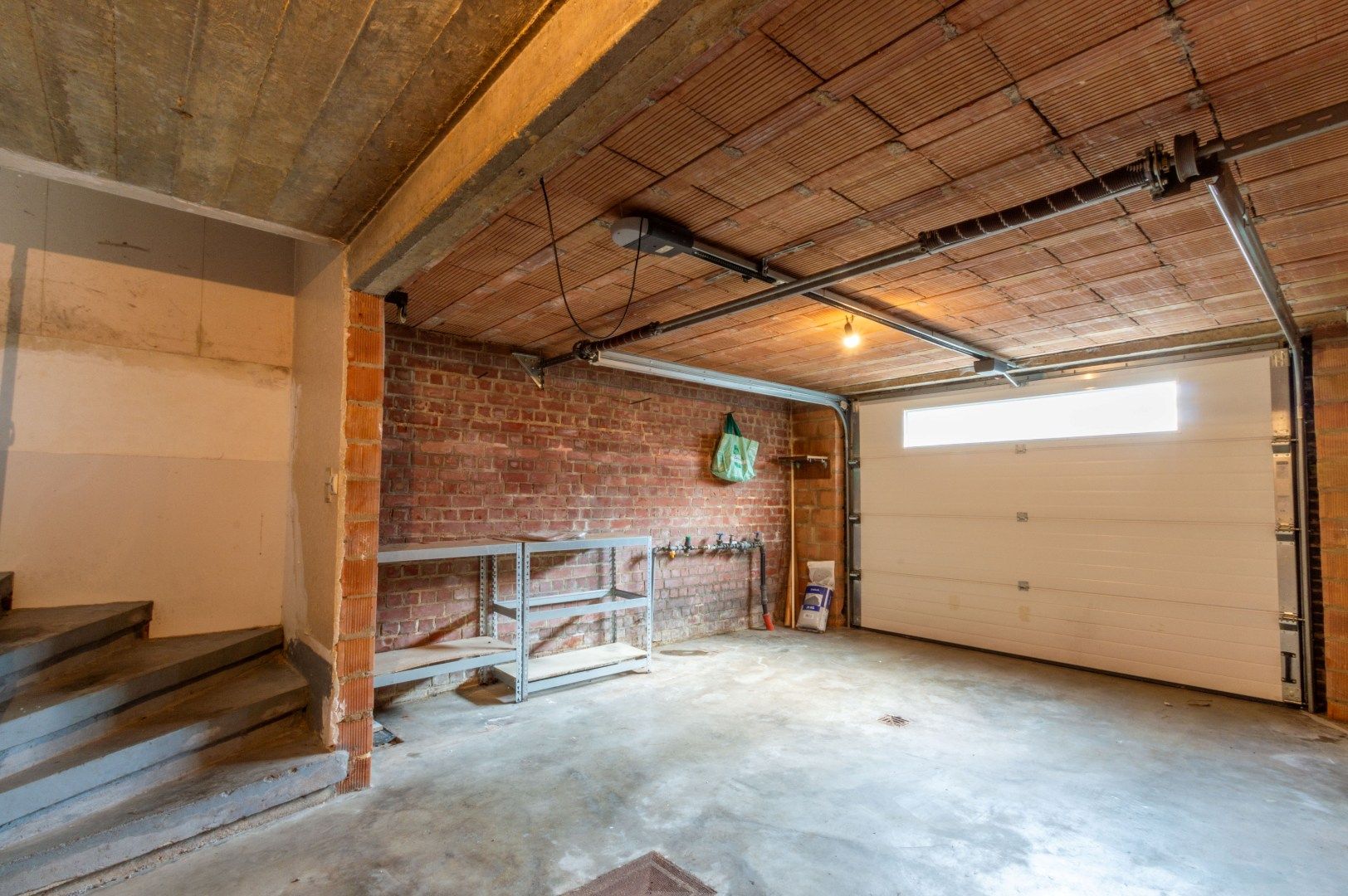 4-GEVEL WONING MET 4 SLAAPKAMERS + 2 BADKAMERS ! foto 17