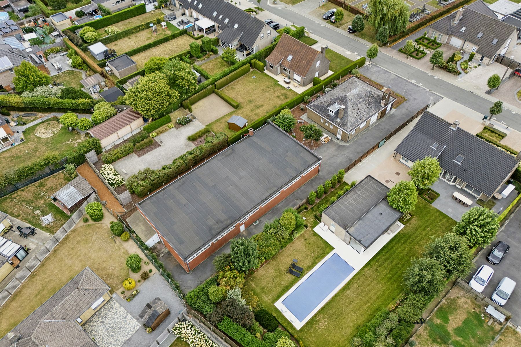 Woning met magazijn/atelier van 412 m² in Ingooigem foto 18