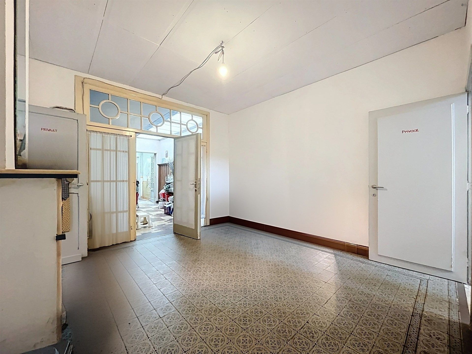 2 appartementen met een handelspand van 200 m² foto 3