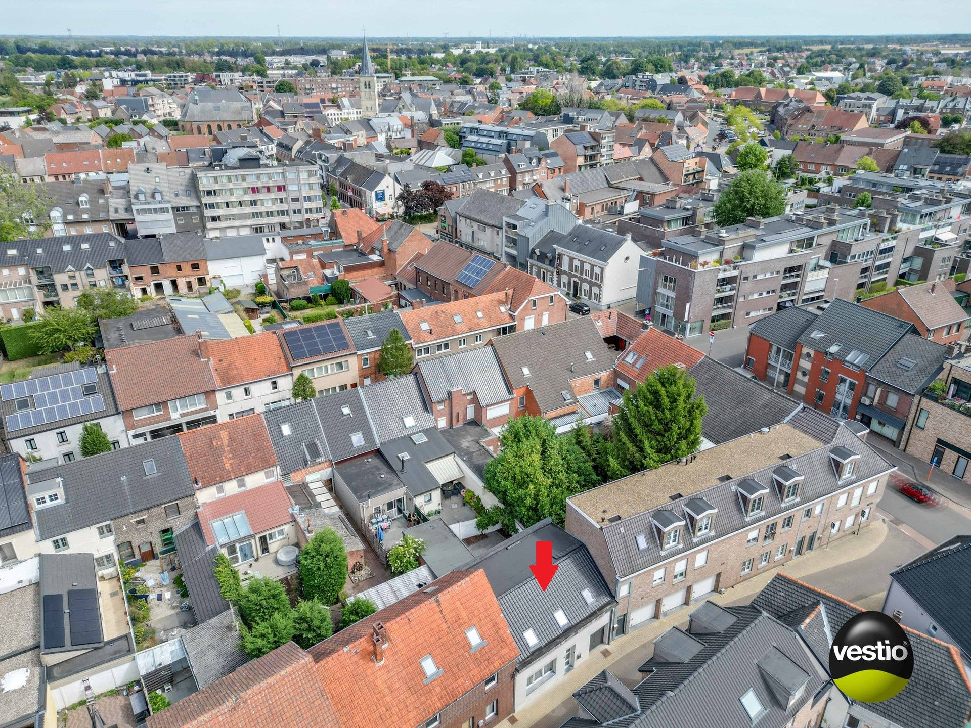 VERRASSEND RUIME WONING MET 3 SLAAPKAMERS IN BREE-CENTRUM foto 4