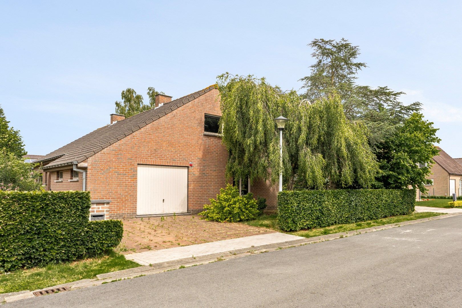 Woning met 3 slaapkamers, ruime garage en tuin op 662m². foto 20
