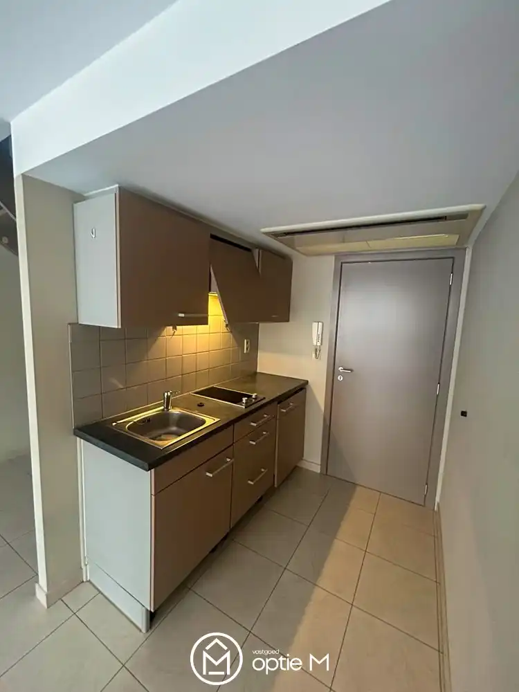 Bemeubelde duplex studio te huur in Hasselt – centrumligging met zicht op de Walputstraat foto 5