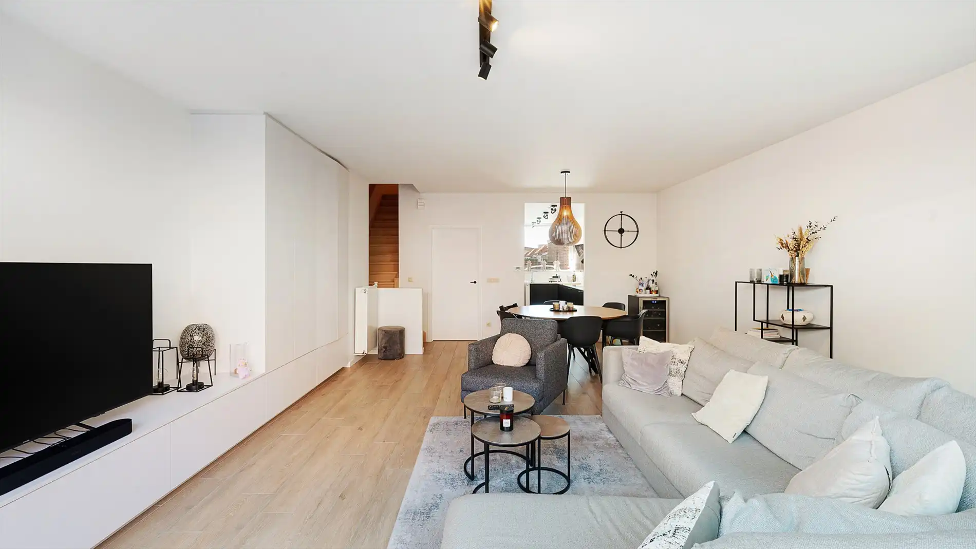 Ruime, recente woning op uitstekende ligging foto 6