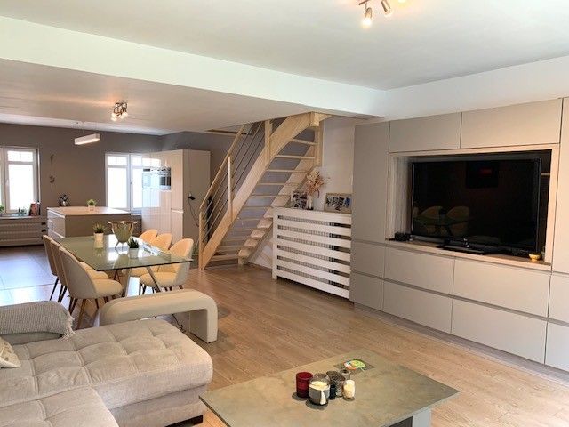 Instapklaar duplexappartement te Aalst foto 4