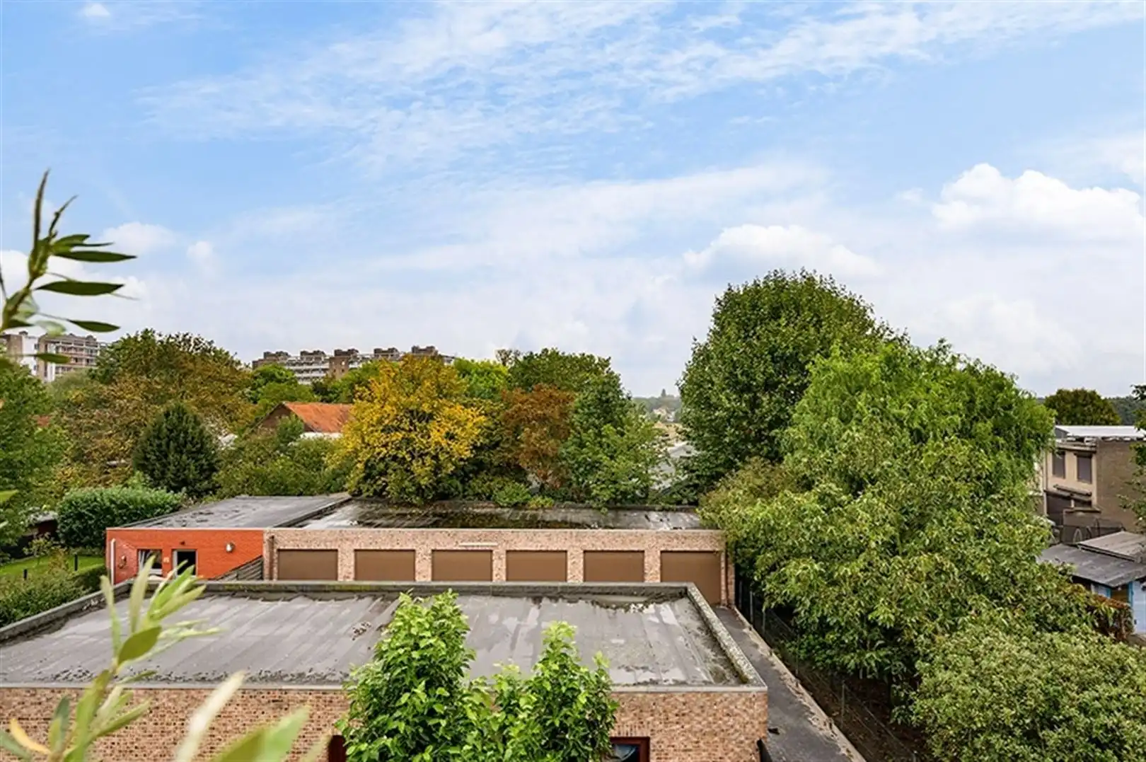Instapklaar appartement met 2 grote slaapkamers, terras en garagebox foto 25