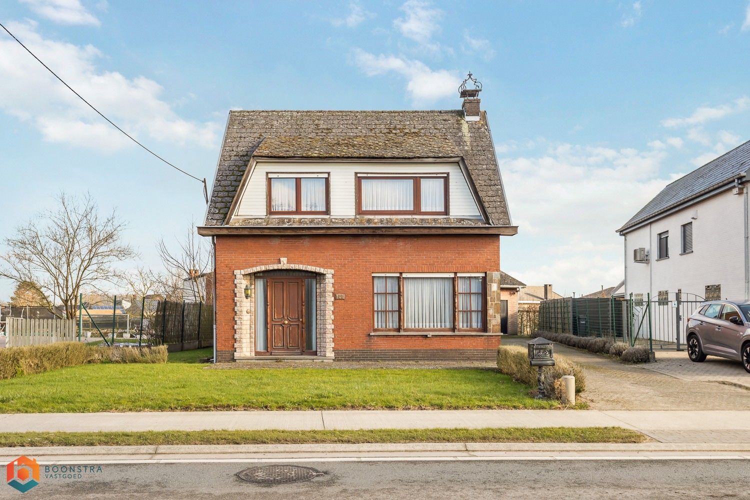 Woning met 3 slpkrs, 2 garages en 2 praktische bijgebouwen foto 28