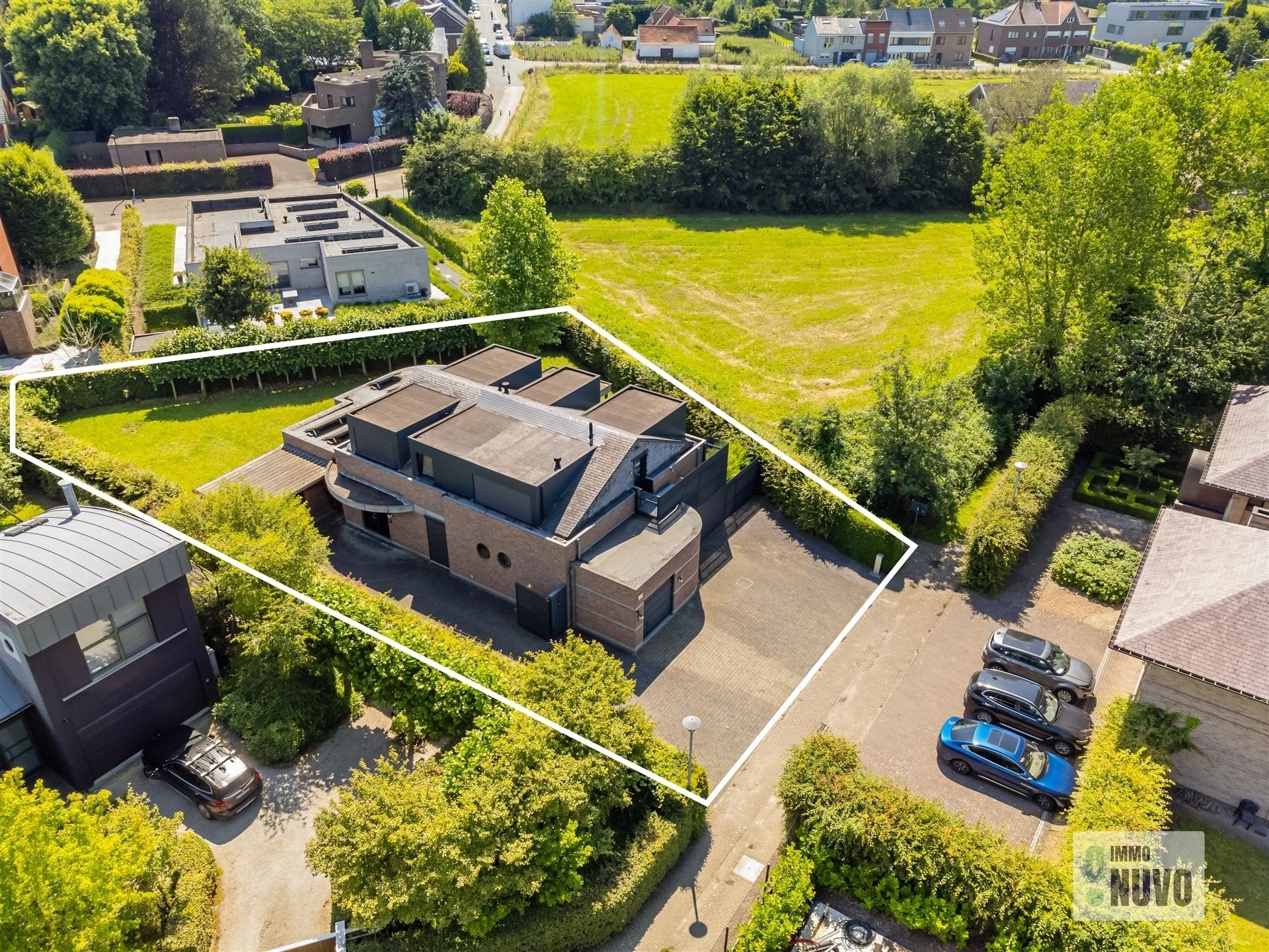 Hedendaagse kangoeroe-woning te Aalst foto 2