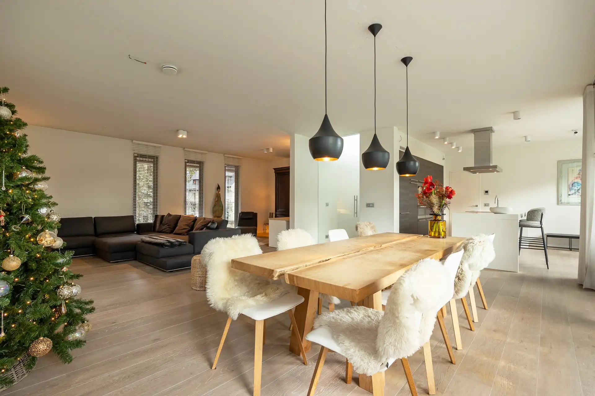 Exclusieve, strakke luxevilla met indrukwekkend basement in groene topwijk van Grimbergen foto 11