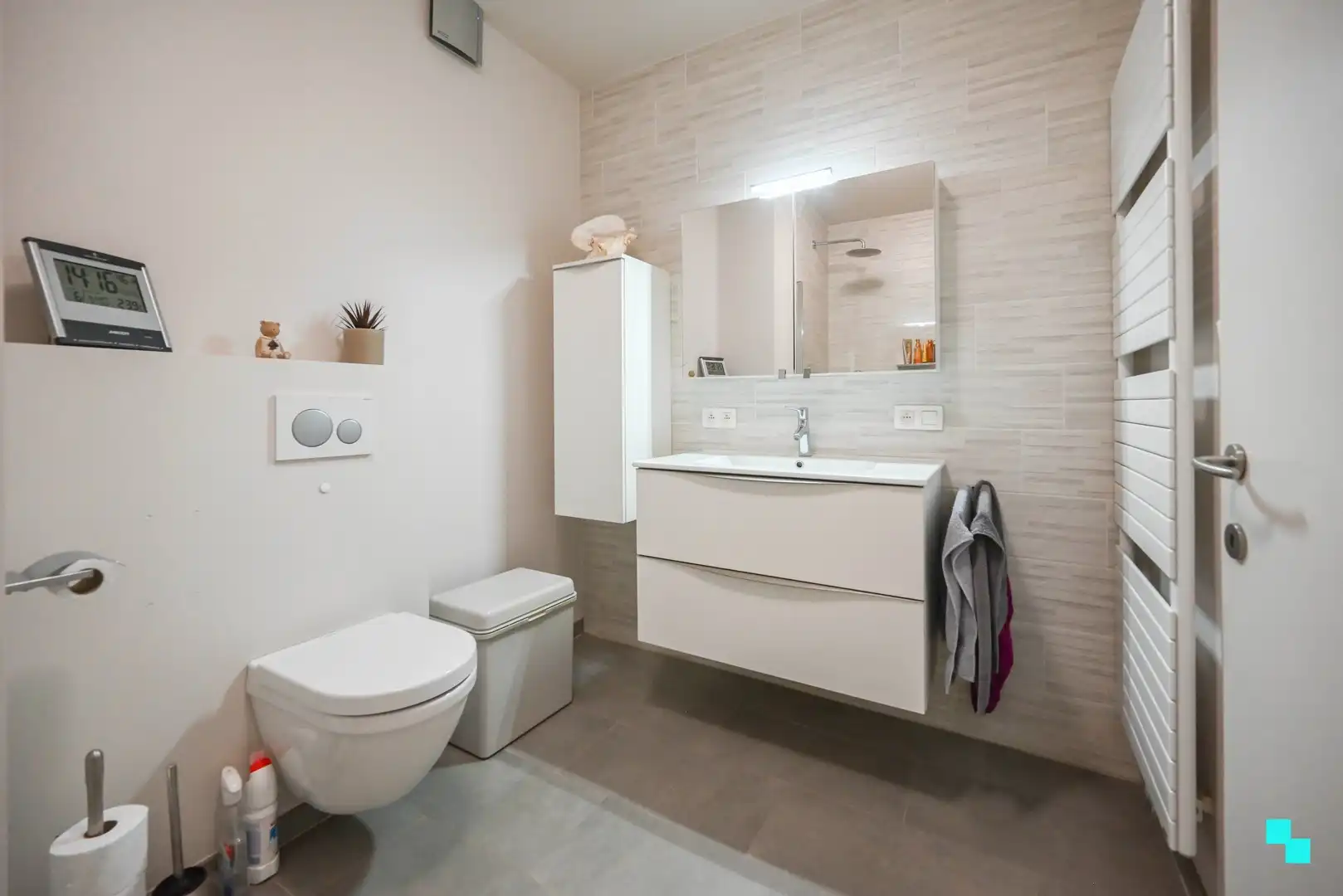 Ruime bungalow nabij centrum van Oostrozebeke foto 20