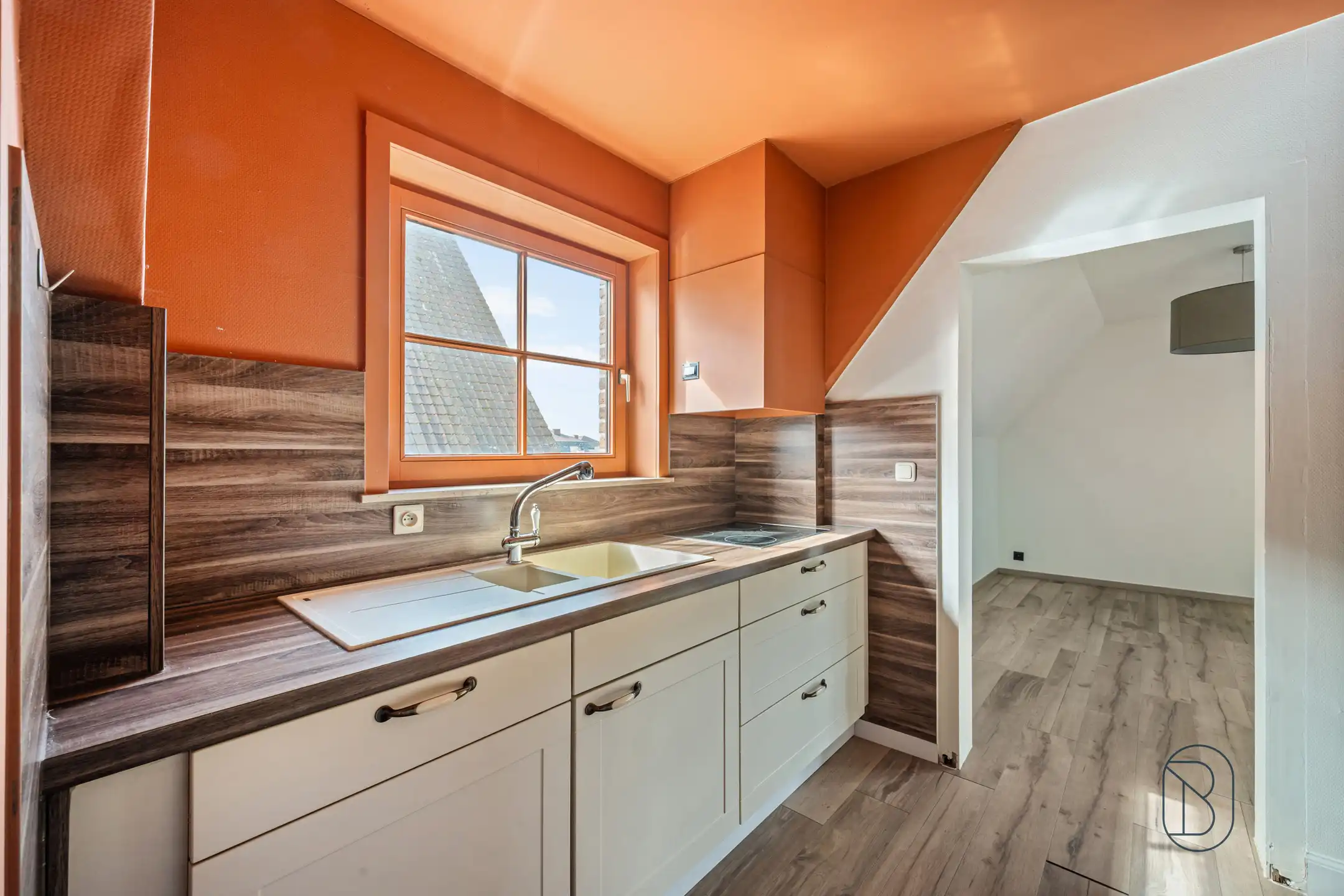 Instapklaar 2-slaapkamerappartement met garage in Harelbeke foto 7