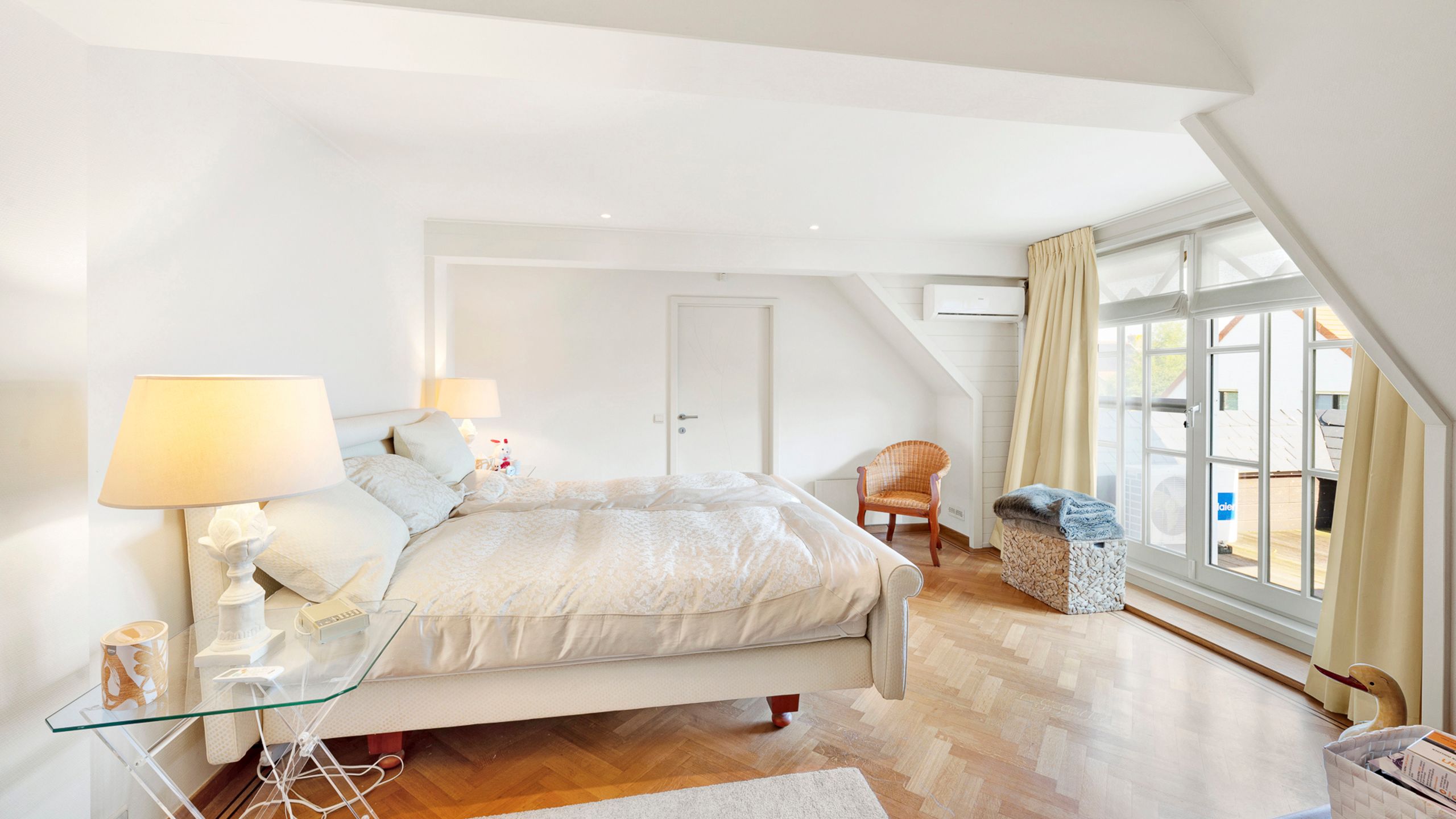 Alleenstaande villa in een rustige, residentiële wijk... foto 33