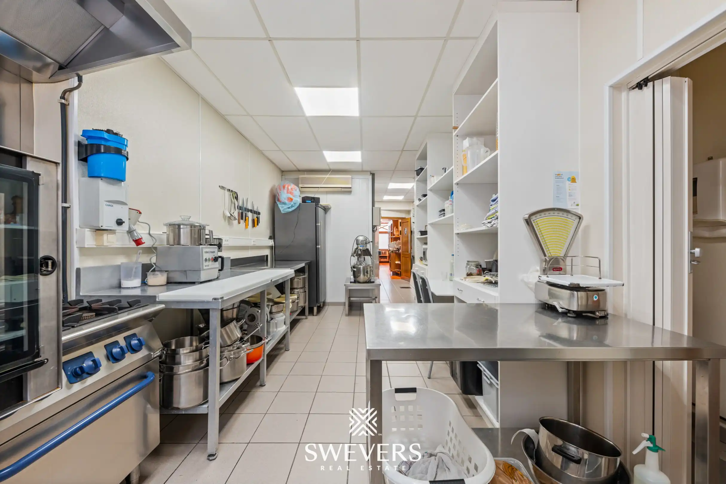 Instapklaar handelshuis op toplocatie met een oppervlakte van 272m2 foto 19