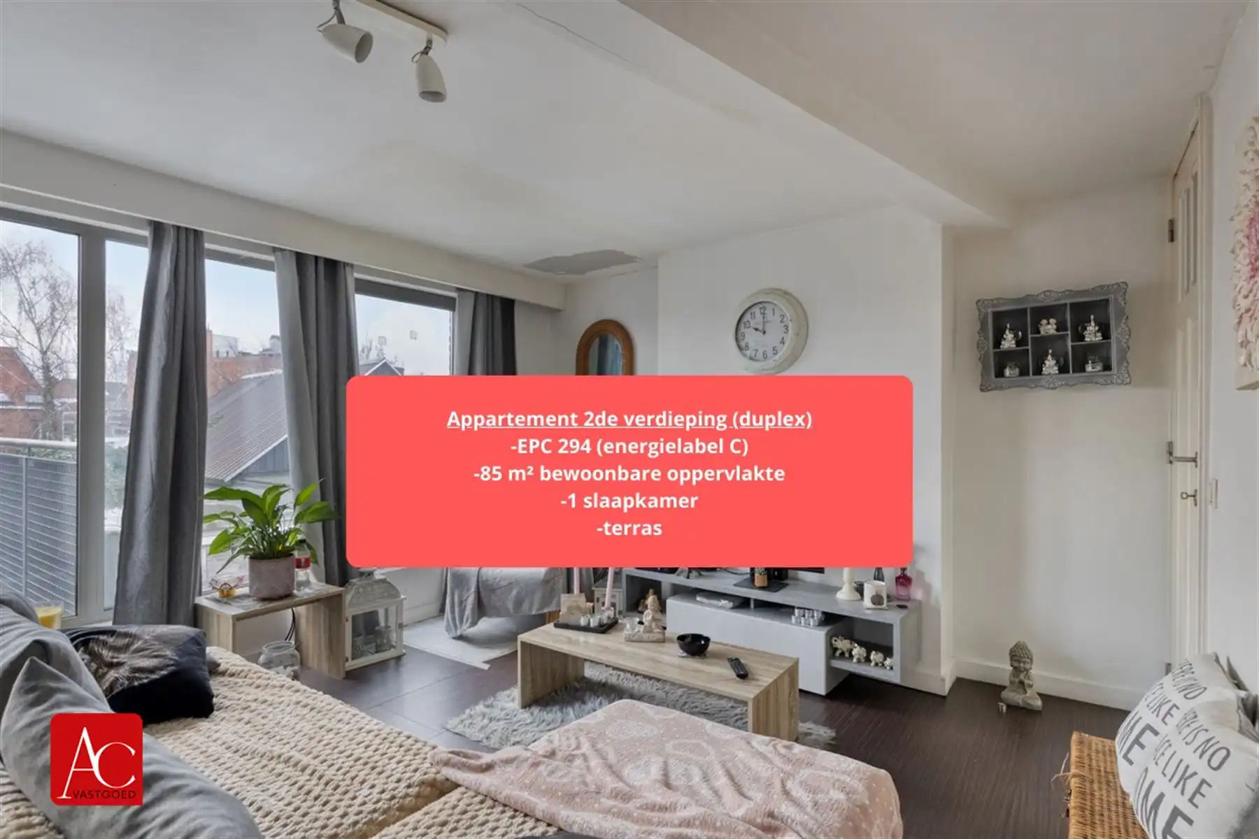 Appartementsgebouw bestaande uit 3 eenheden foto 4