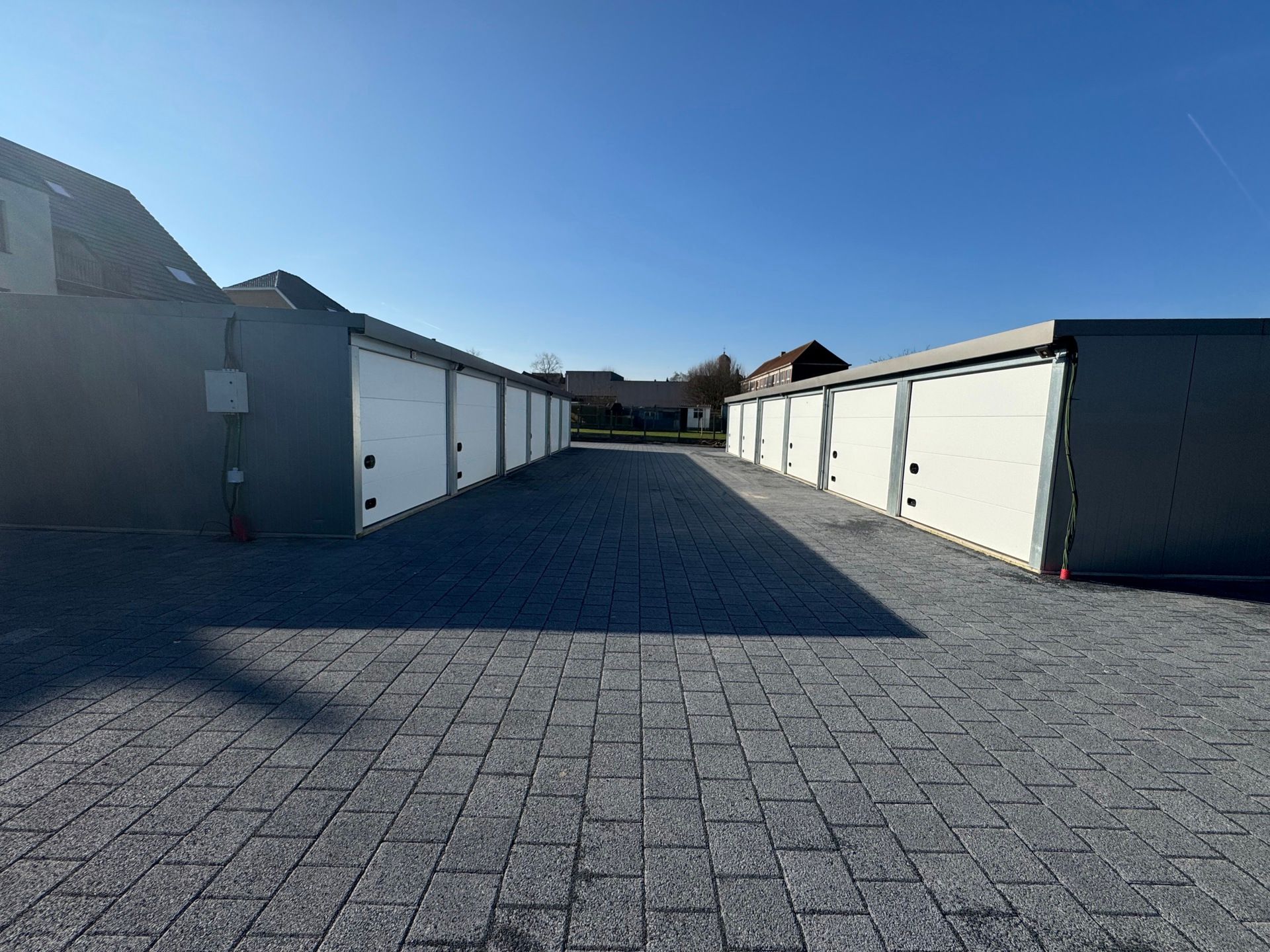 Garage te koop in Meerbeke foto 4