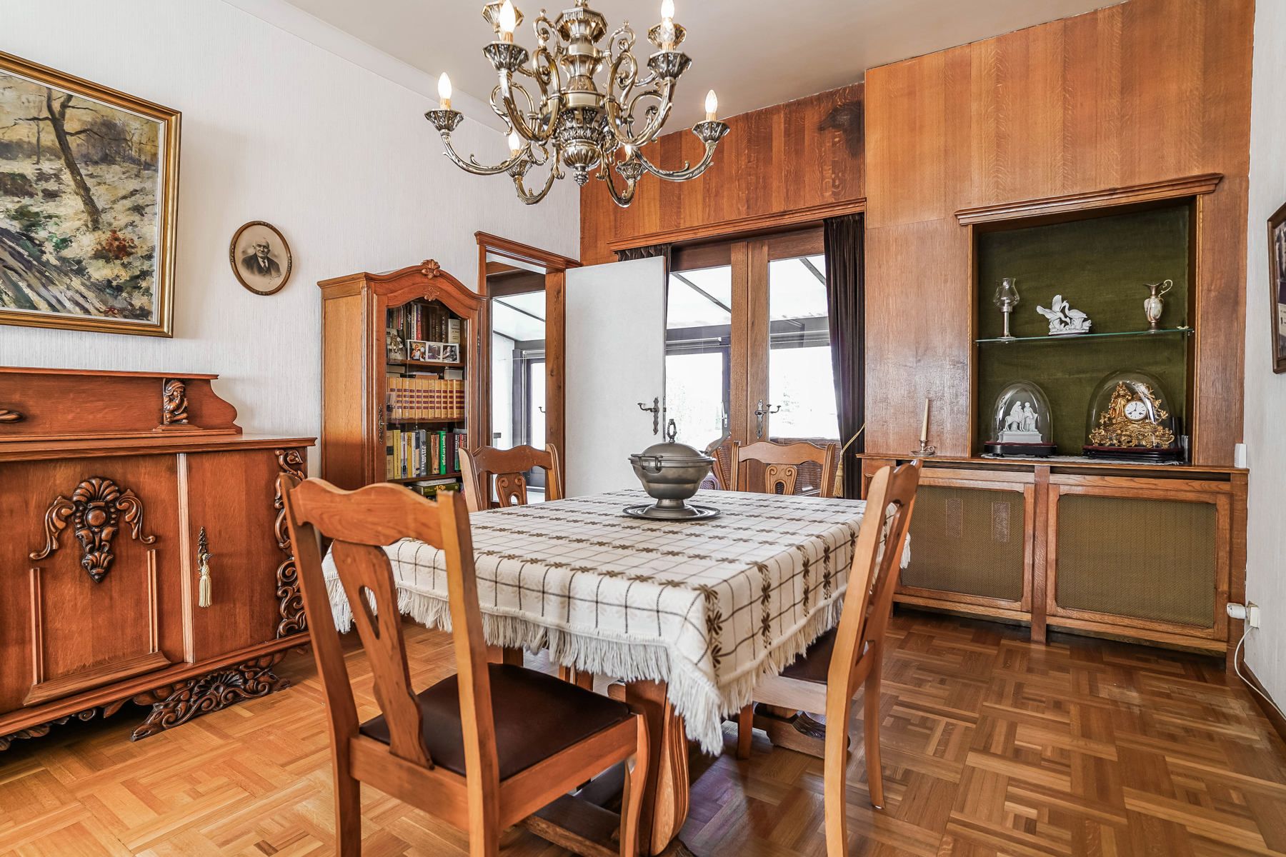 Gunstig gelegen, op te frissen HOB-woning te Kapelle-Op-Den-Bos foto 8