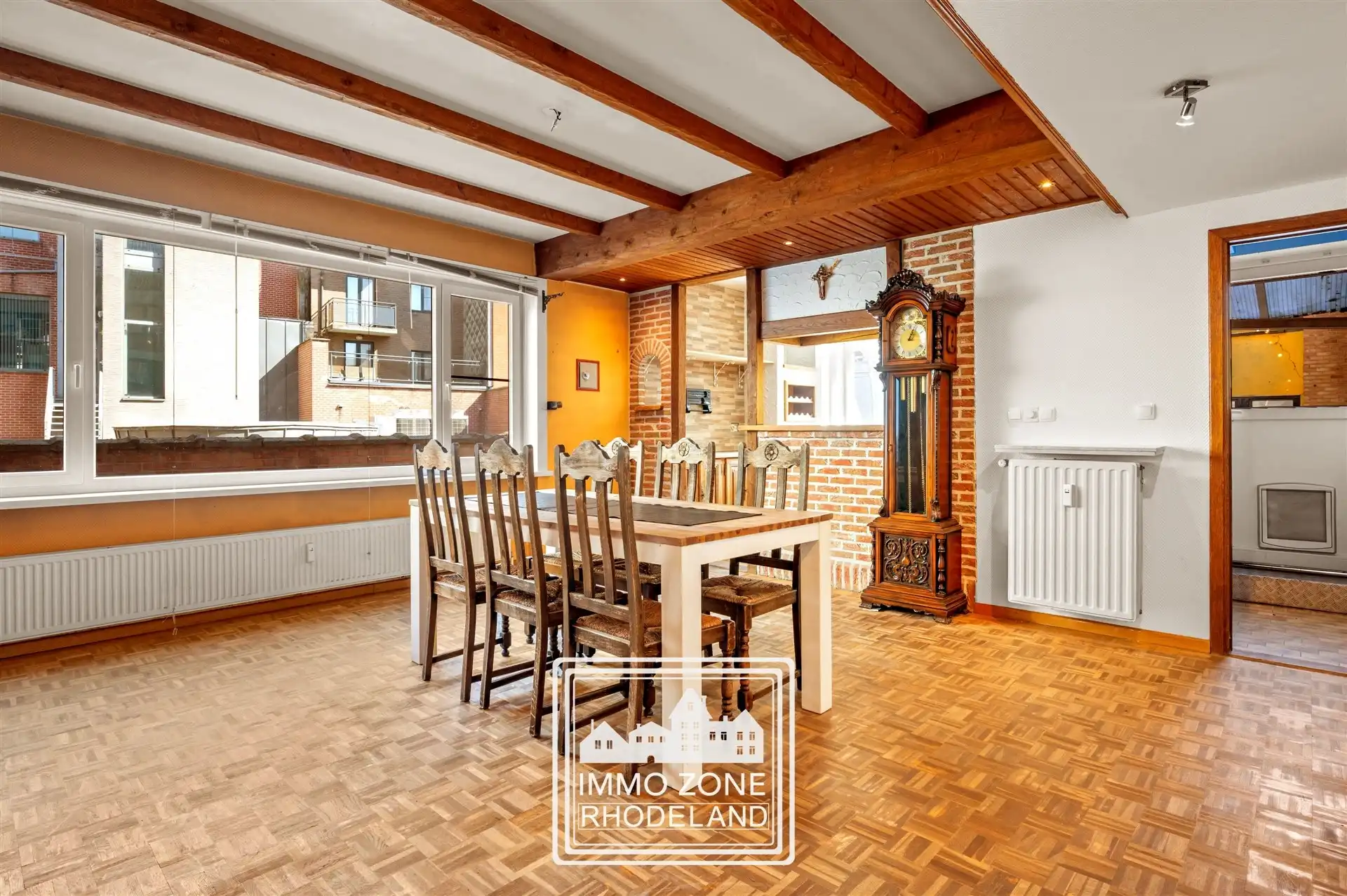 Op te frissen appartement met 2 slpks en riant terras foto 14