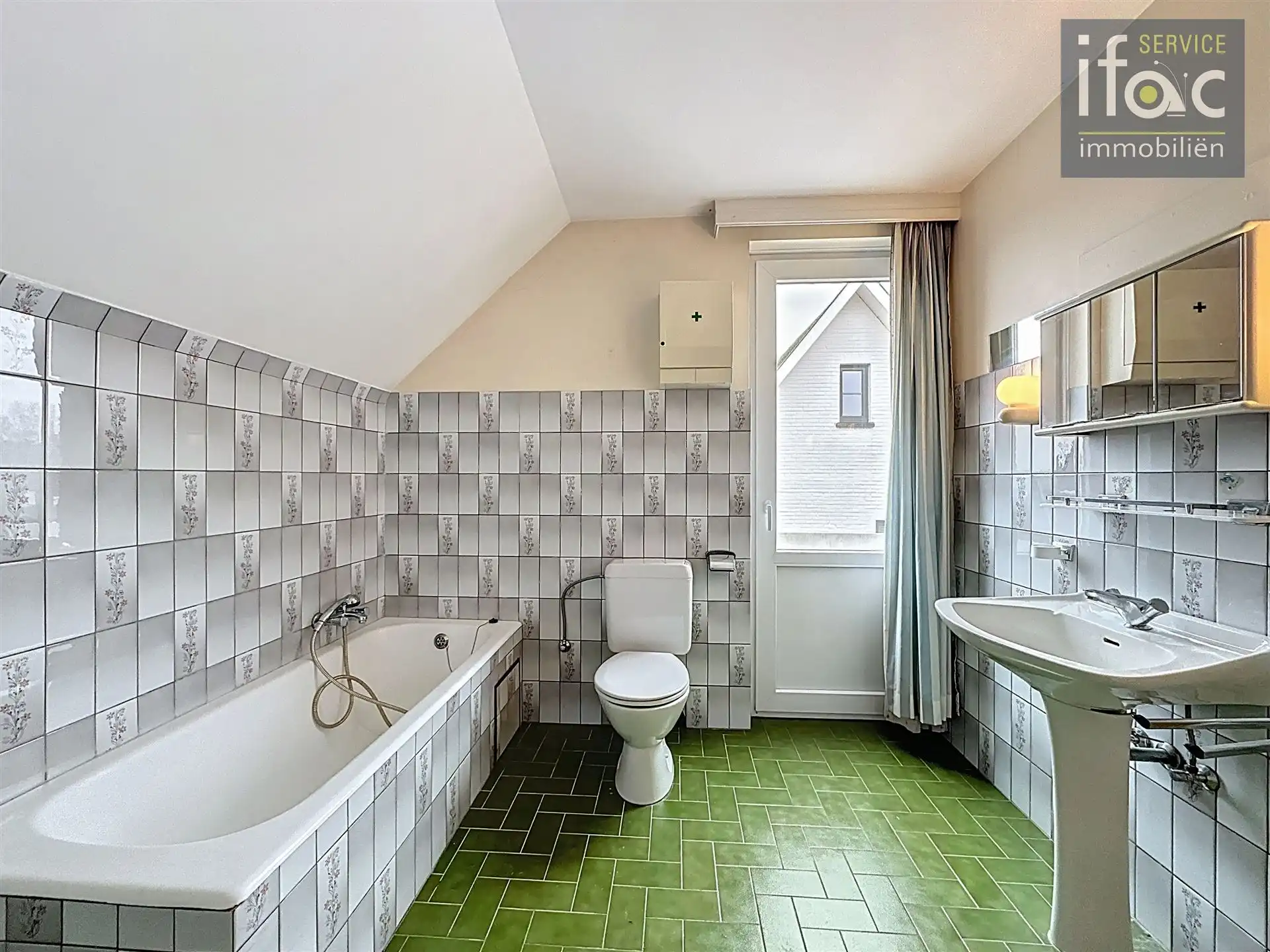 Leuke gezinswoning met ruimte voor vrij beroep foto 10