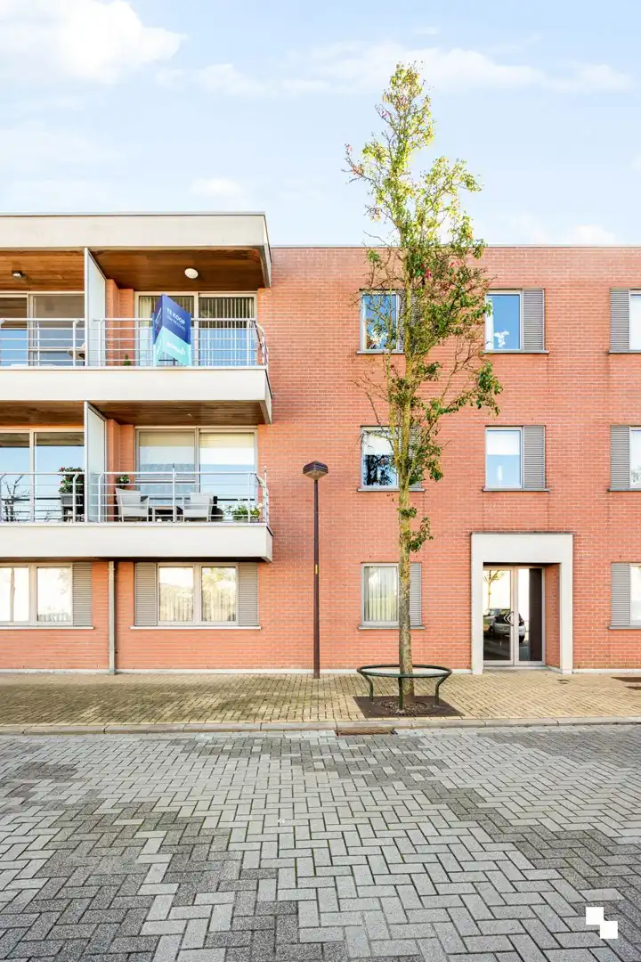 Instapklaar appartement in centrum Waregem foto 23