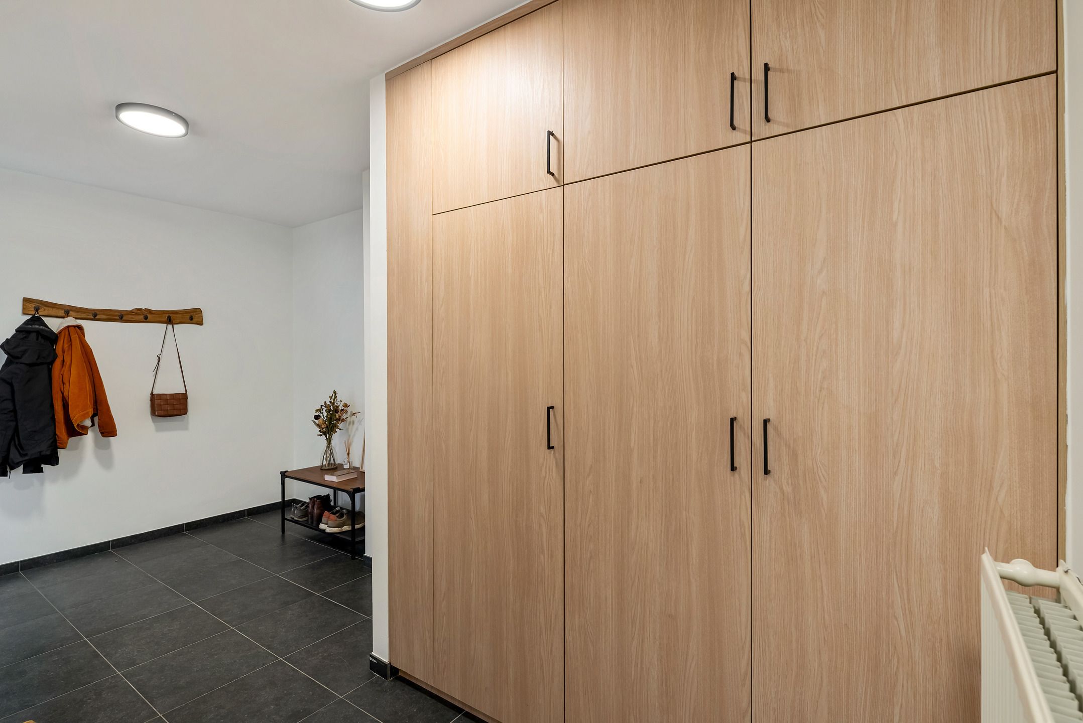 Instapklaar appartement van ca. 155 m² met 3 slks ! foto 2