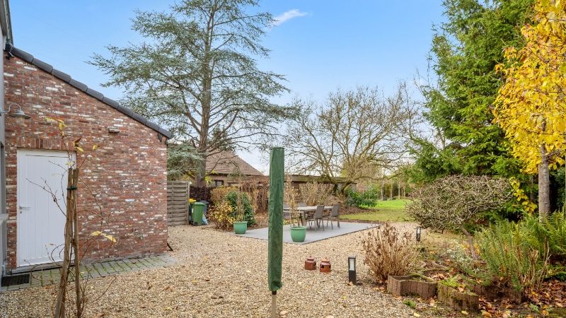 Ruime woning van 256m² op 10 are 32 ca foto 39