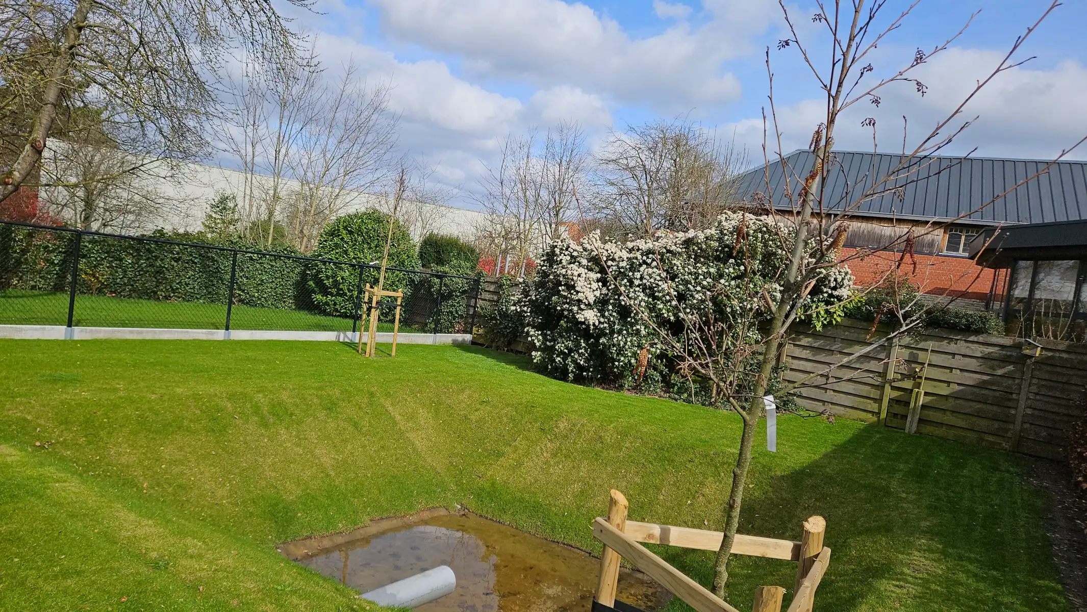 Nieuwbouw appartement met 2 slaapkamers en ruime tuin foto 24