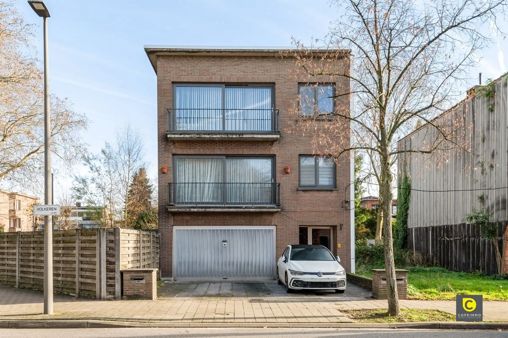 Verzorgd gebouw met 3 appartementen foto 23