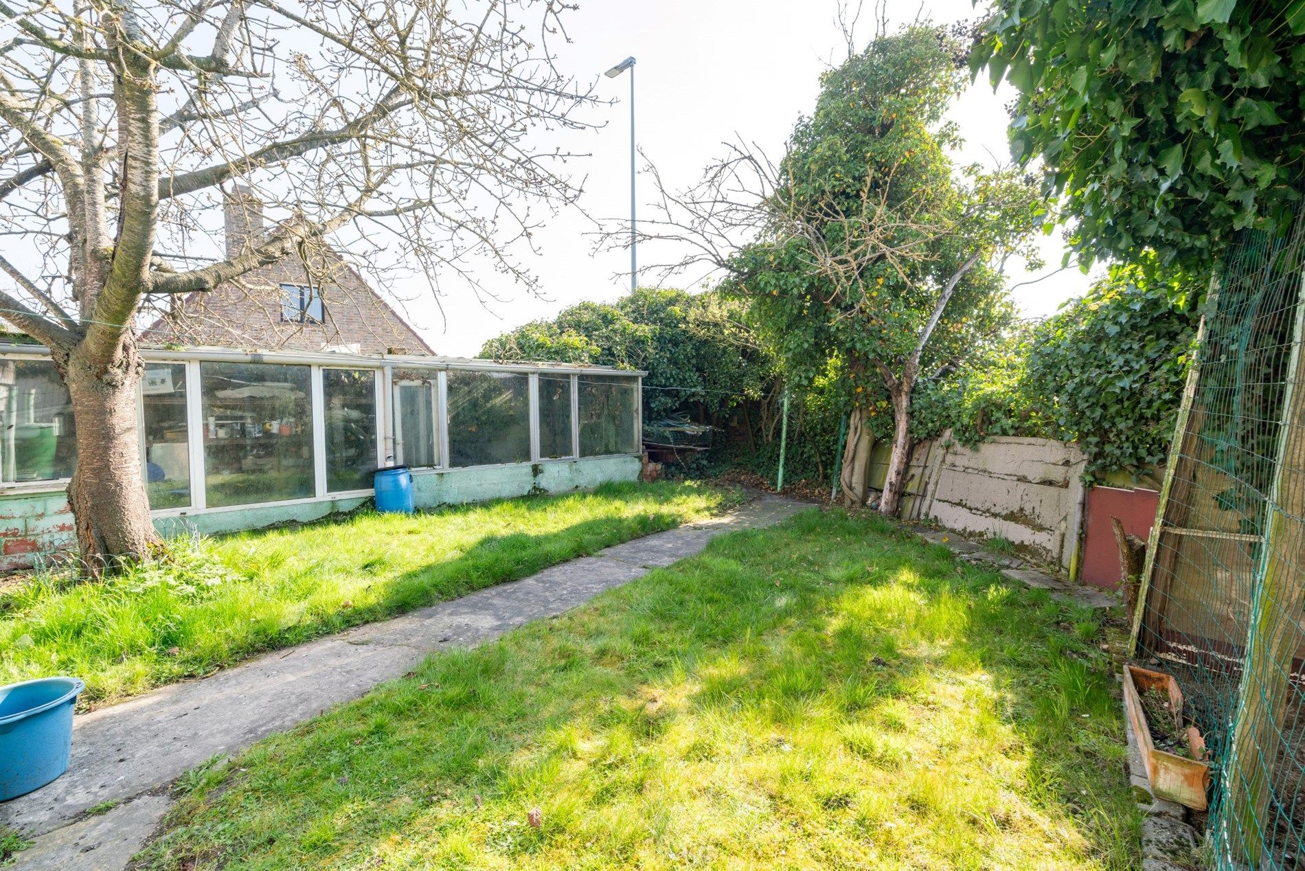 Hoekwoning met veel potentieel te Zwankendamme foto 15