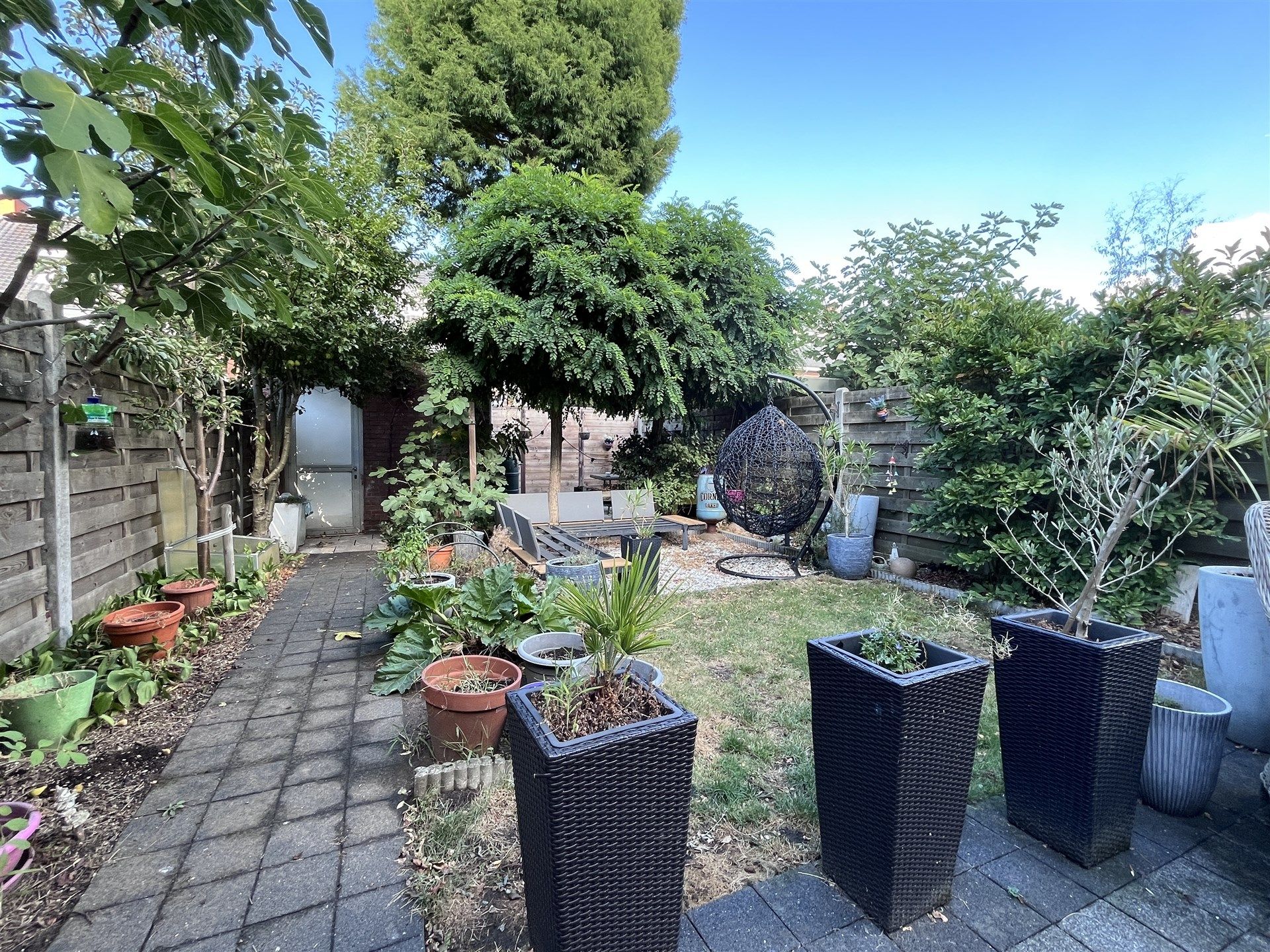 Ruime, verzorgde rijwoning met gezellige tuin!  foto 12