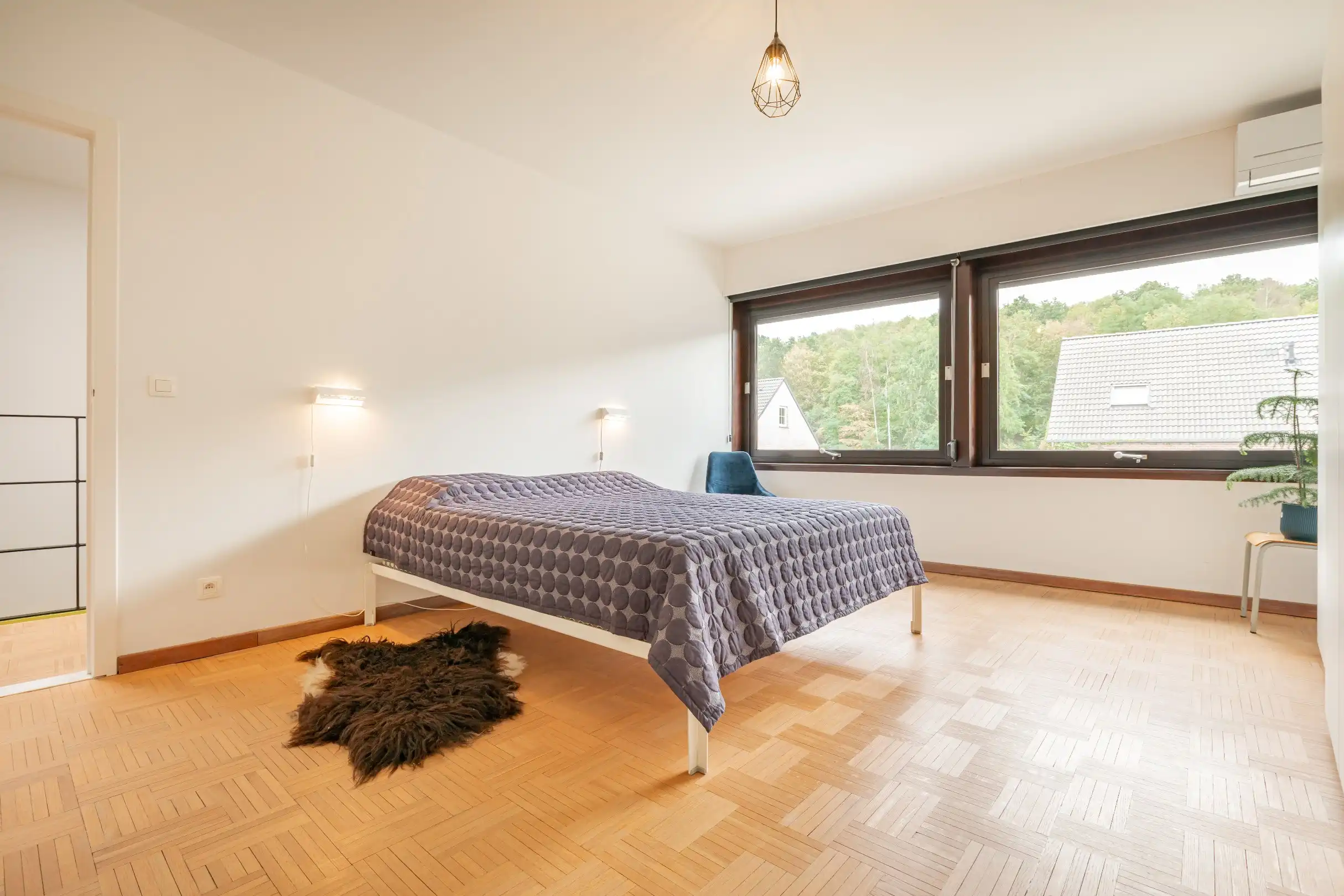 Karaktervolle en lichtrijke architectenwoning met stijlvolle renovatie foto 10