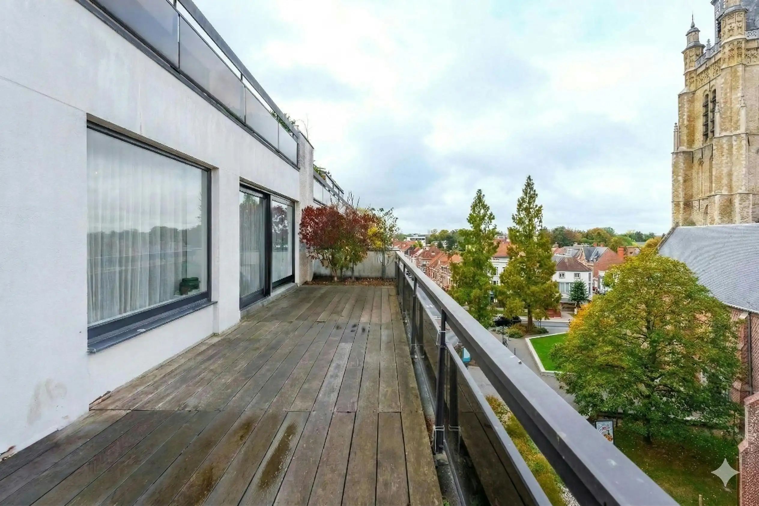 Exclusief gerenoveerd appartement in het centrum Roeselare. foto 16