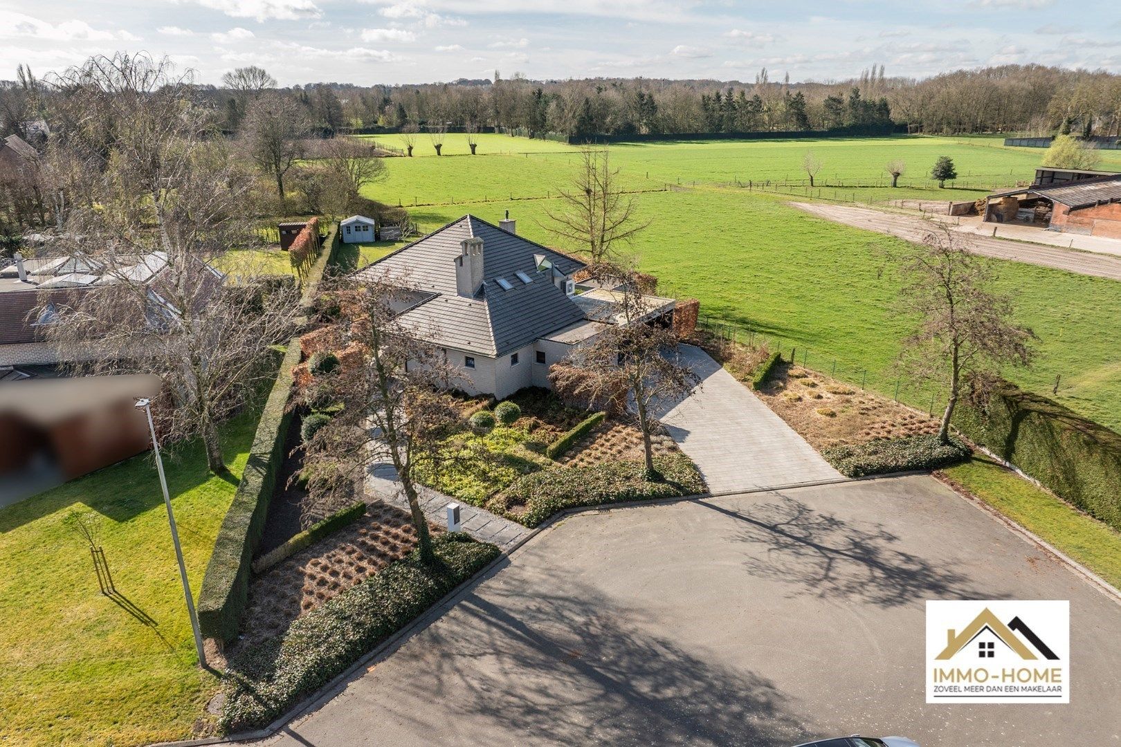 Prachtige instapklare villa met landelijk uitzicht  foto 2