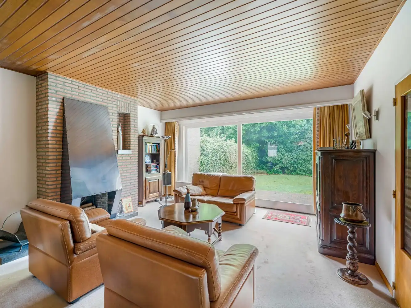 Licht op te frissen woning met 3 slpk. en tuin foto 8