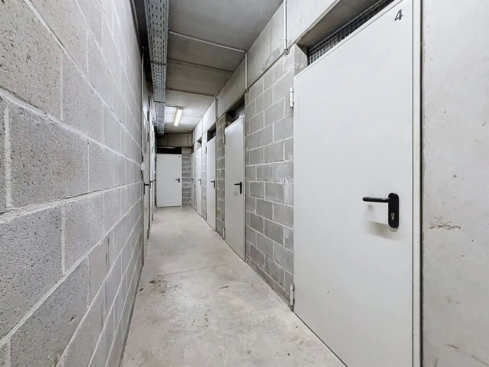 Duplex app, 2 slpks, terrassen, kelder, autostaanplaats foto 30