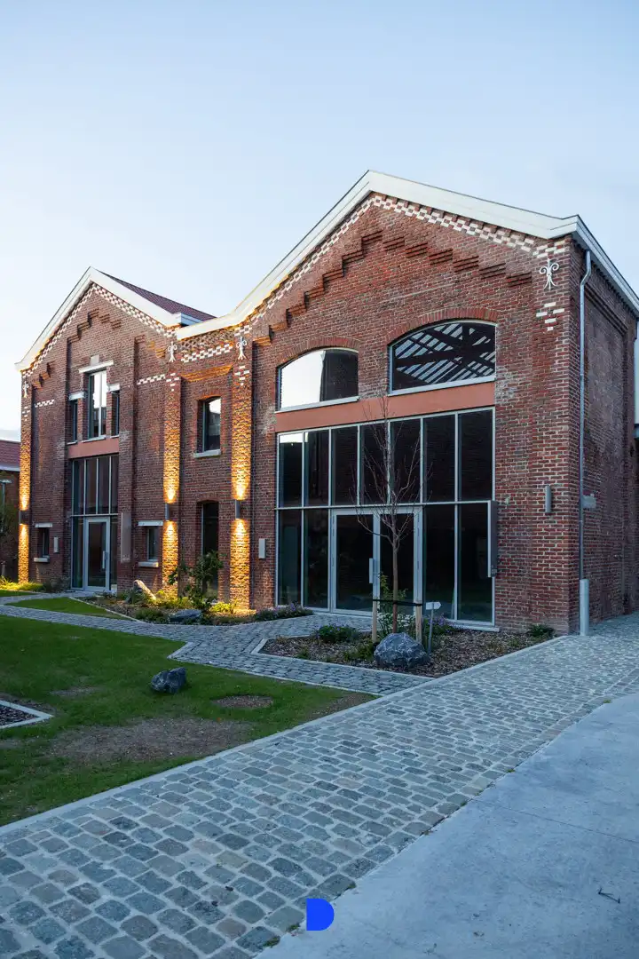 Kantoor of showroom met authentiek karakter! foto 2