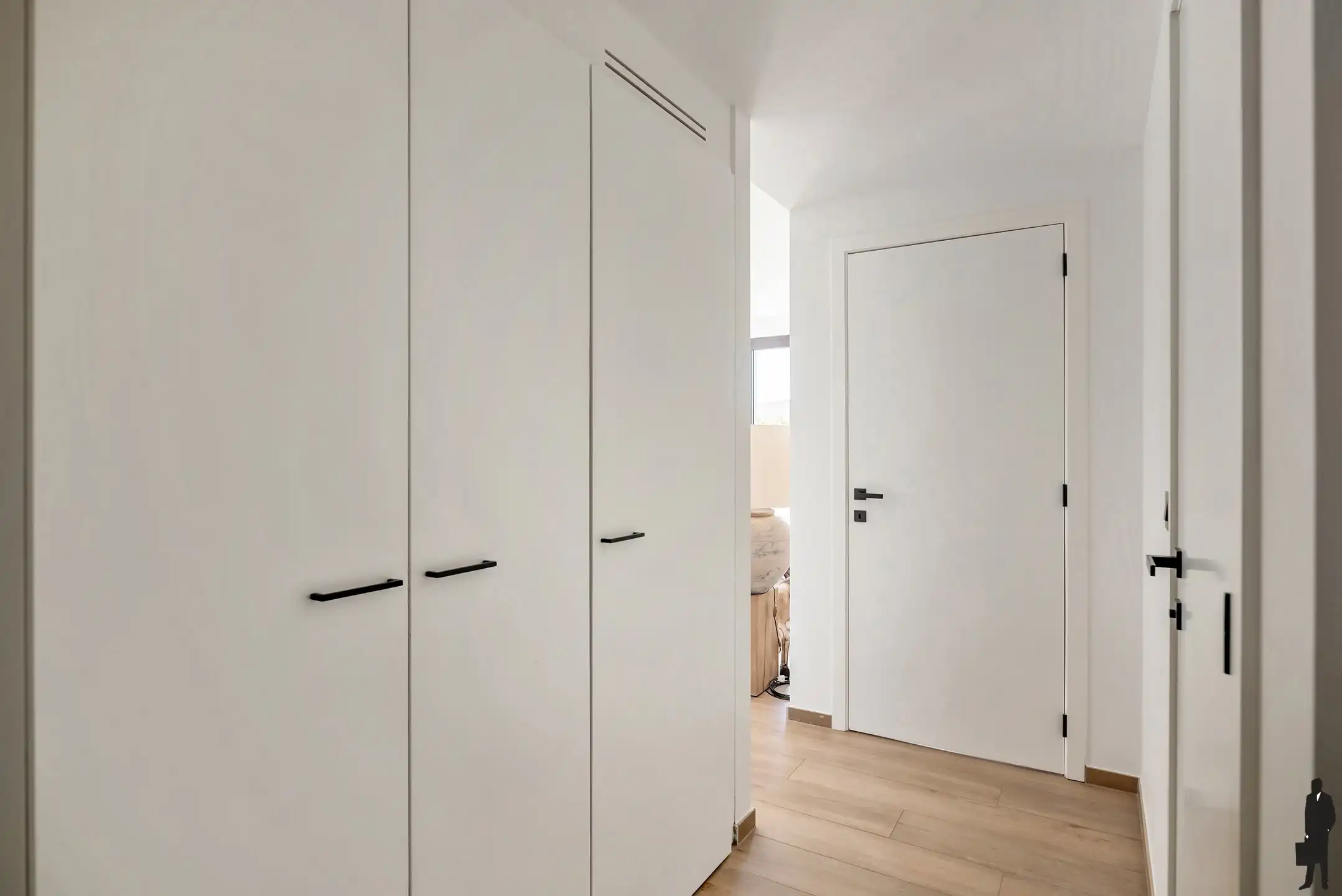 Zeer stijlvol 2 slpk. appartement met 2 staanplaatsen en berging te Hoogstraten - Meer! foto 13