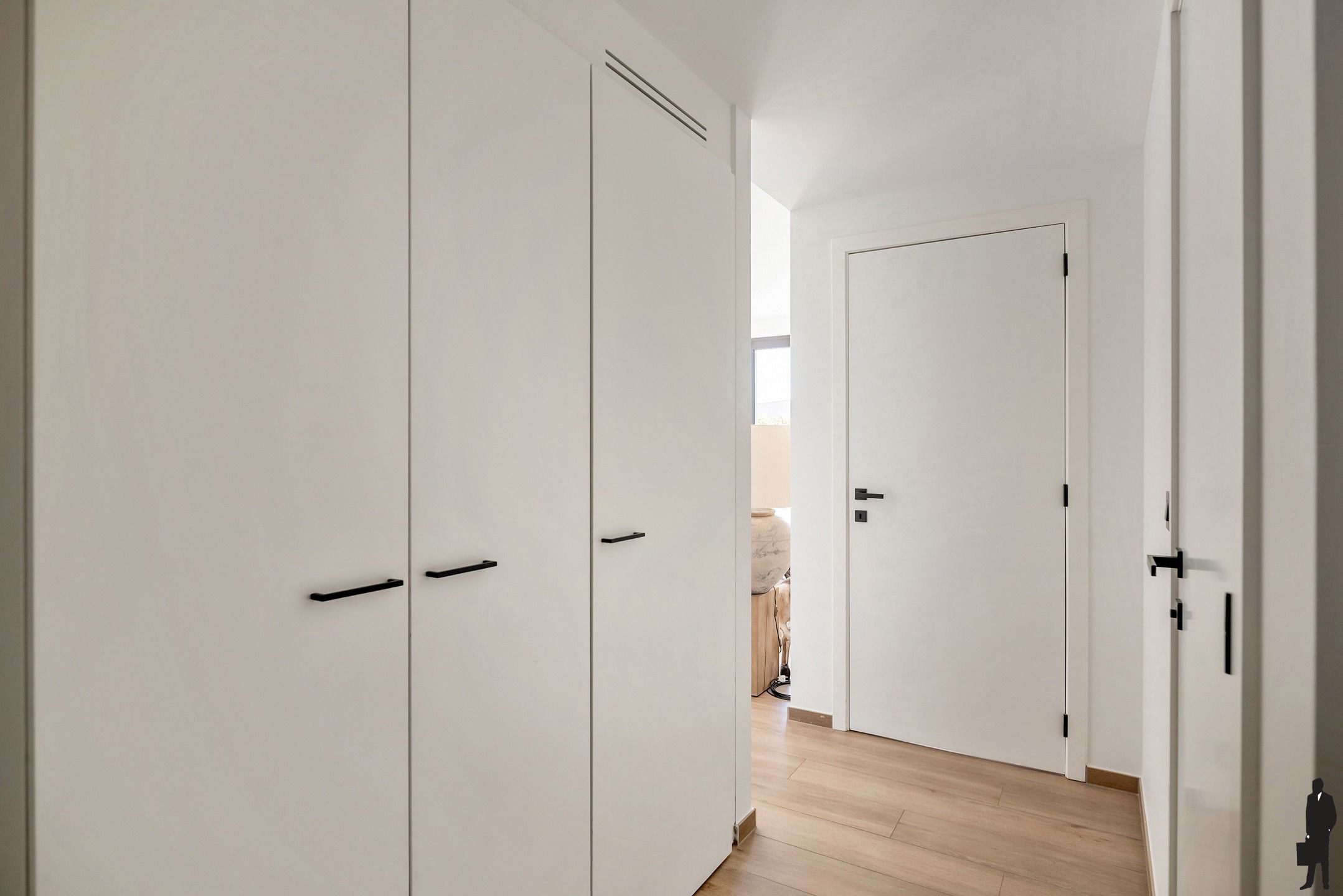 Zeer stijlvol 2 slpk. appartement met 2 staanplaatsen en berging te Hoogstraten - Meer! foto 13