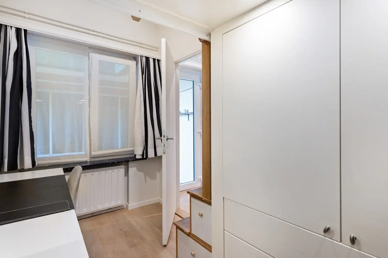 Instapklaar 2-slaapkamerappartement op centrale en rustige ligging foto 13
