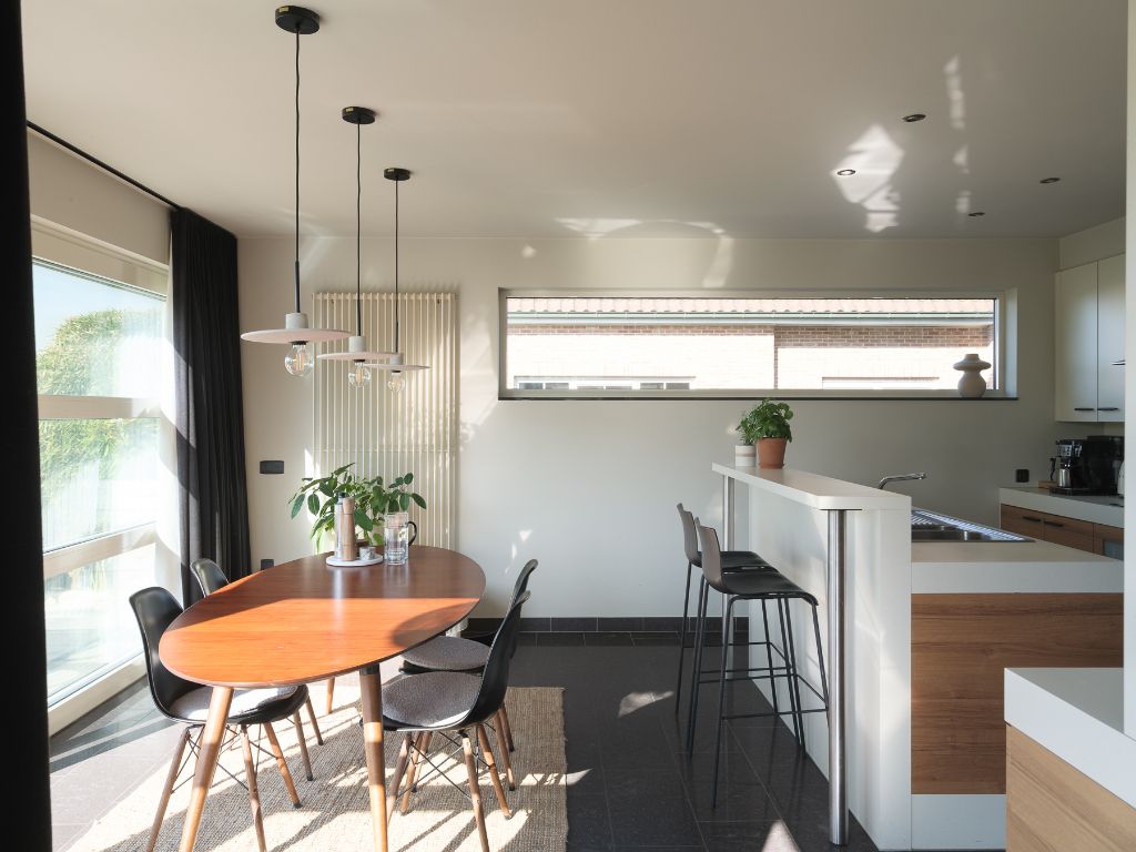 Villa met 4 slaapkamers, zonnige tuin met terras en dubbele inpandige garage in Kruisem. foto 6