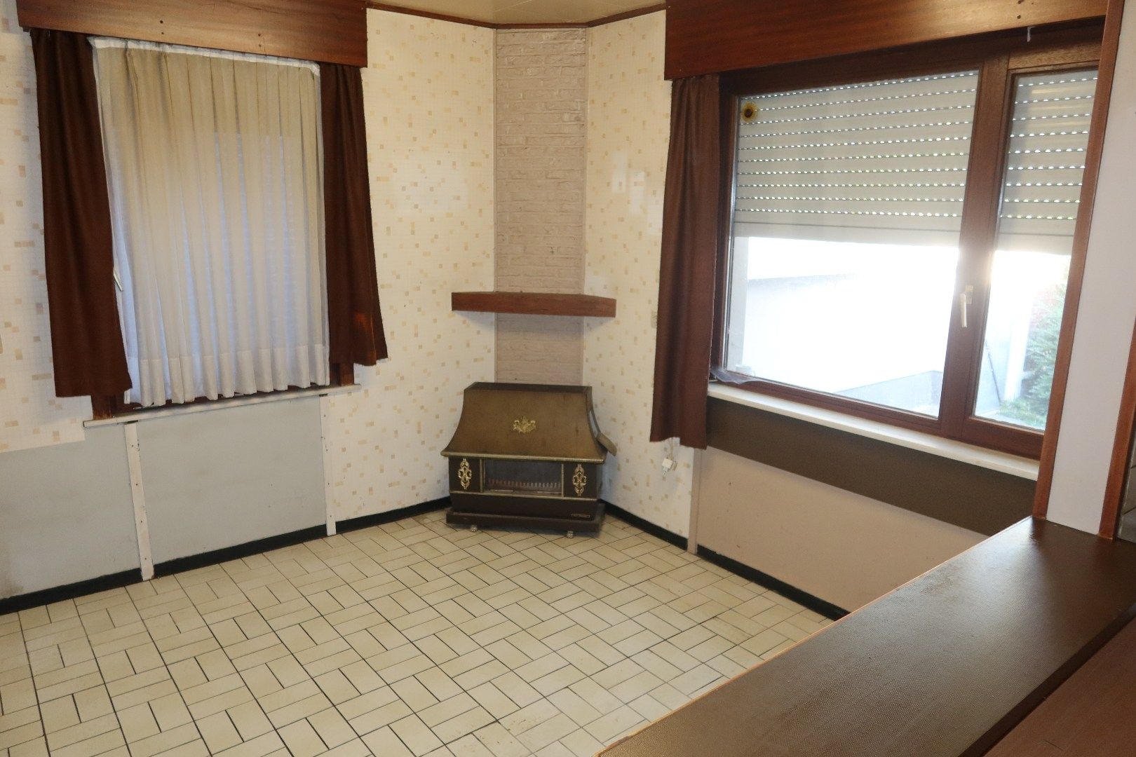 Te renoveren woning met 3 tot 4 slk en tuin foto 9