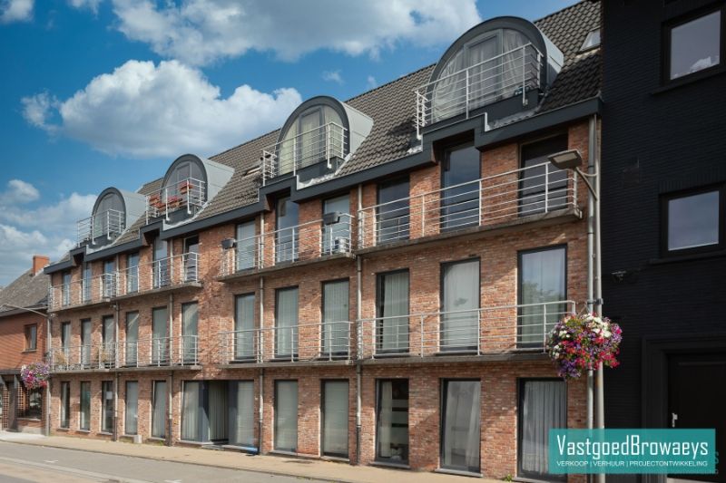 Op zoek naar een startersappartement foto 1